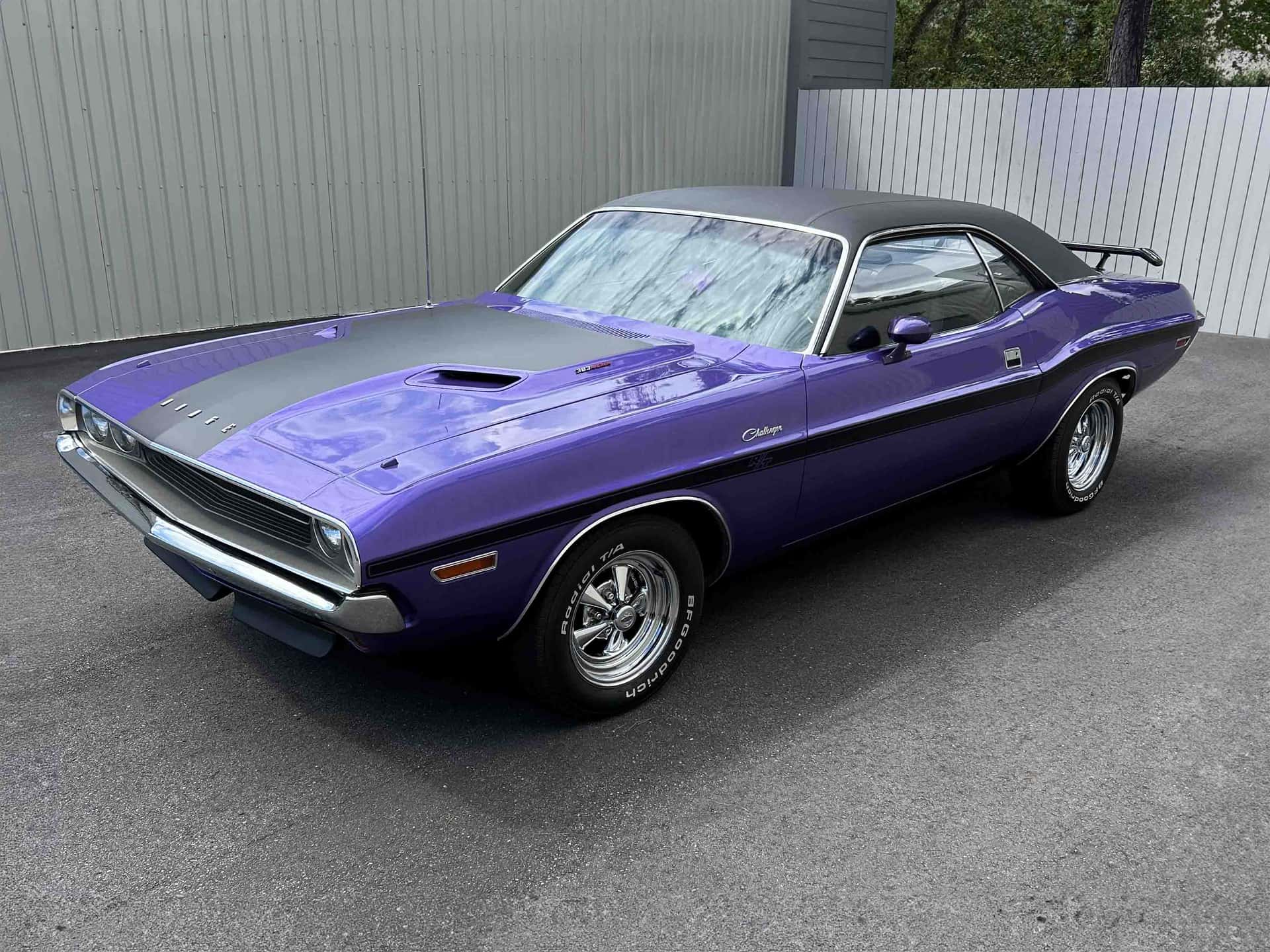 1970 Dodge Challenger sold for $35,250