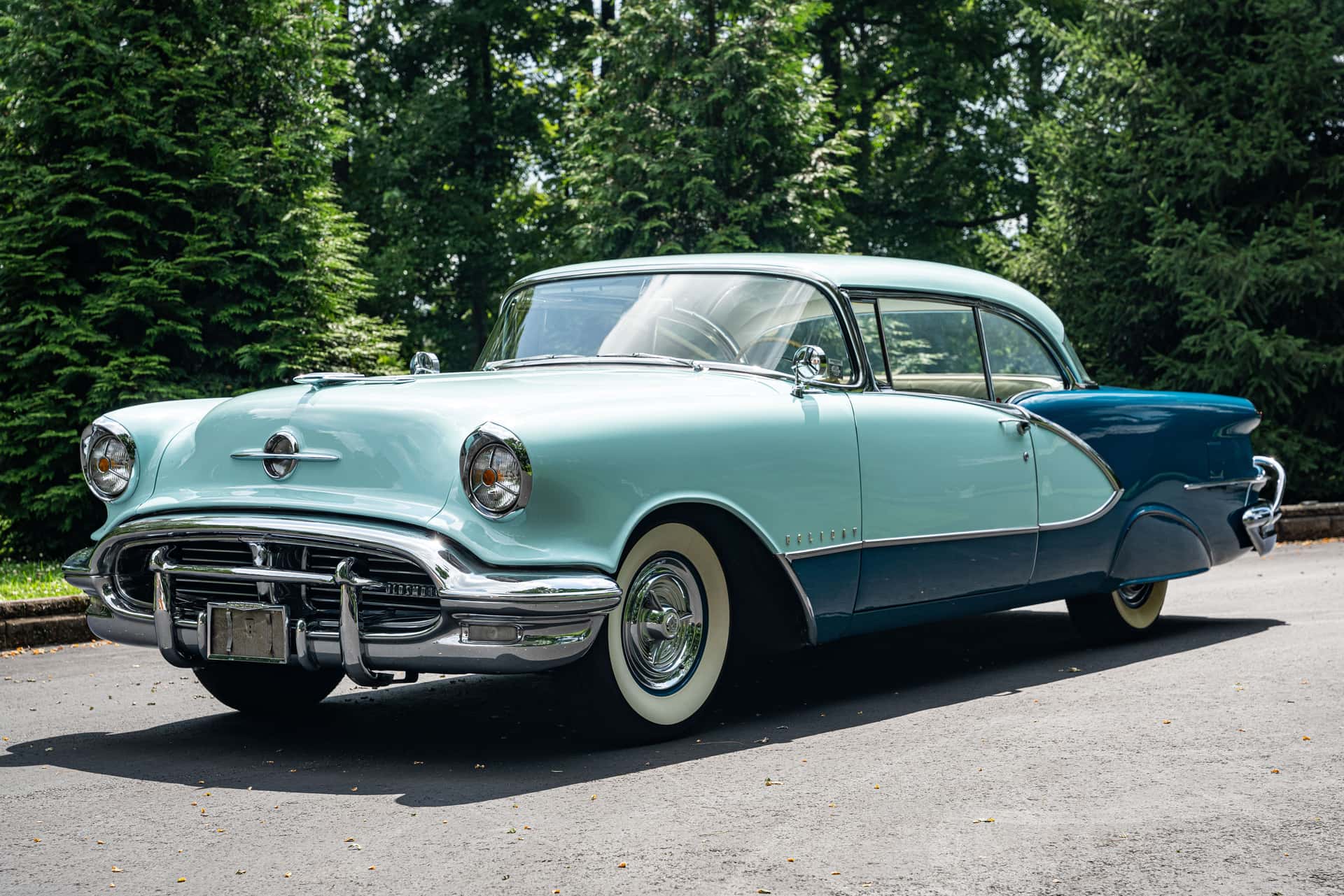 1956 Oldsmobile Ninety-Eight sold for $15,250