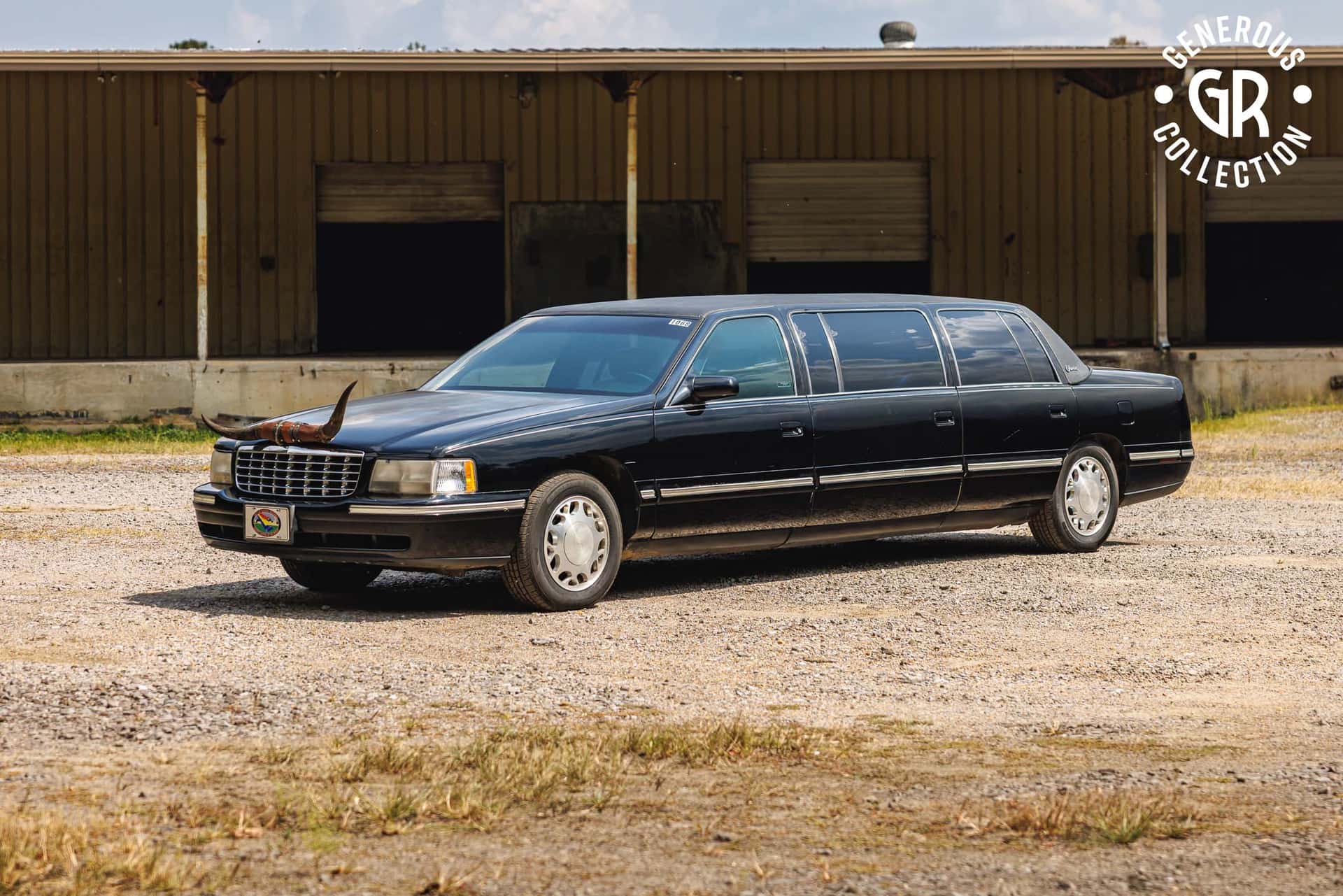 1998 Cadillac Fleetwood sold for $4,700