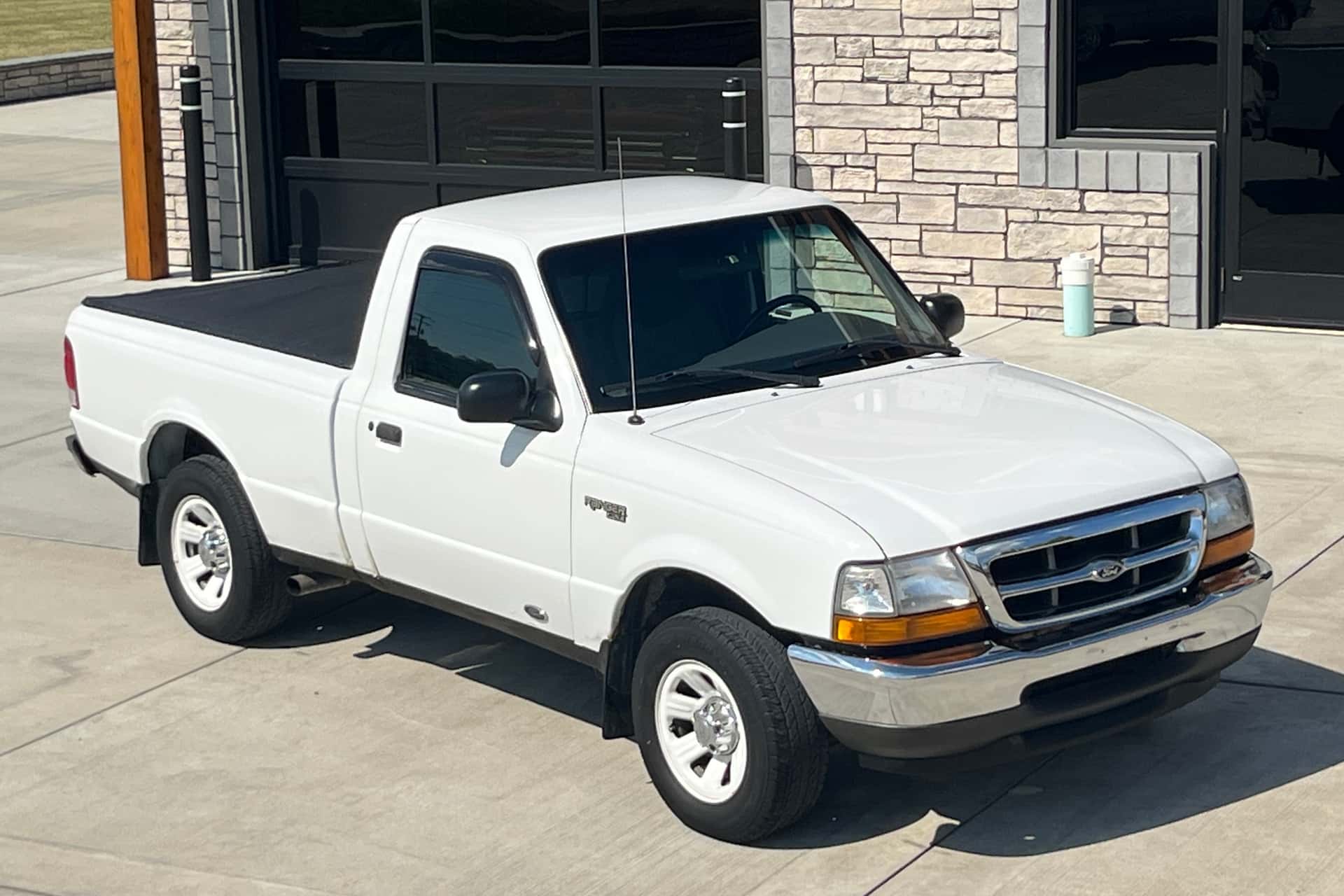 2000 Ford Ranger sold for $5,300