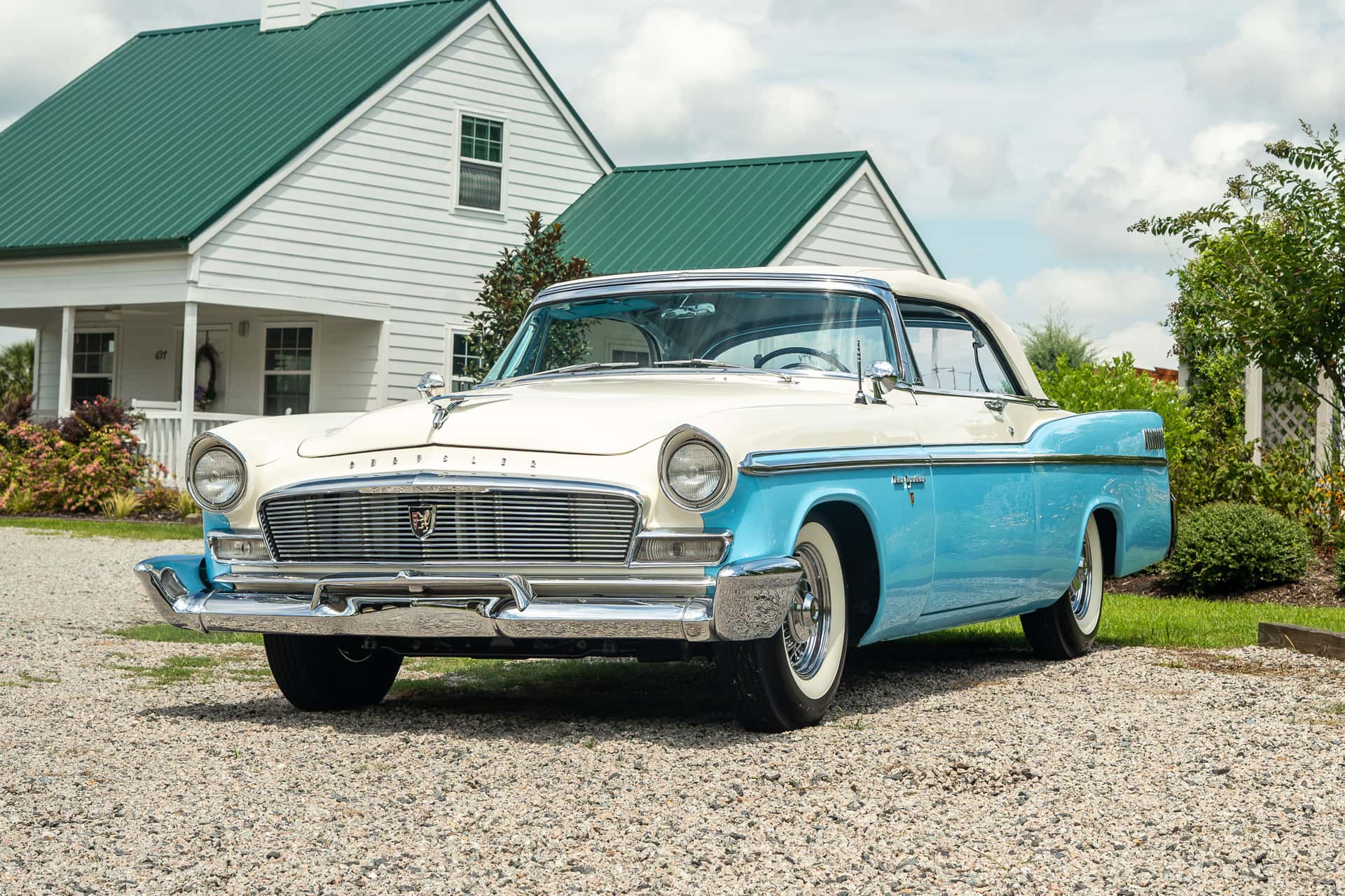 1956 Chrysler New Yorker sold for $34,500