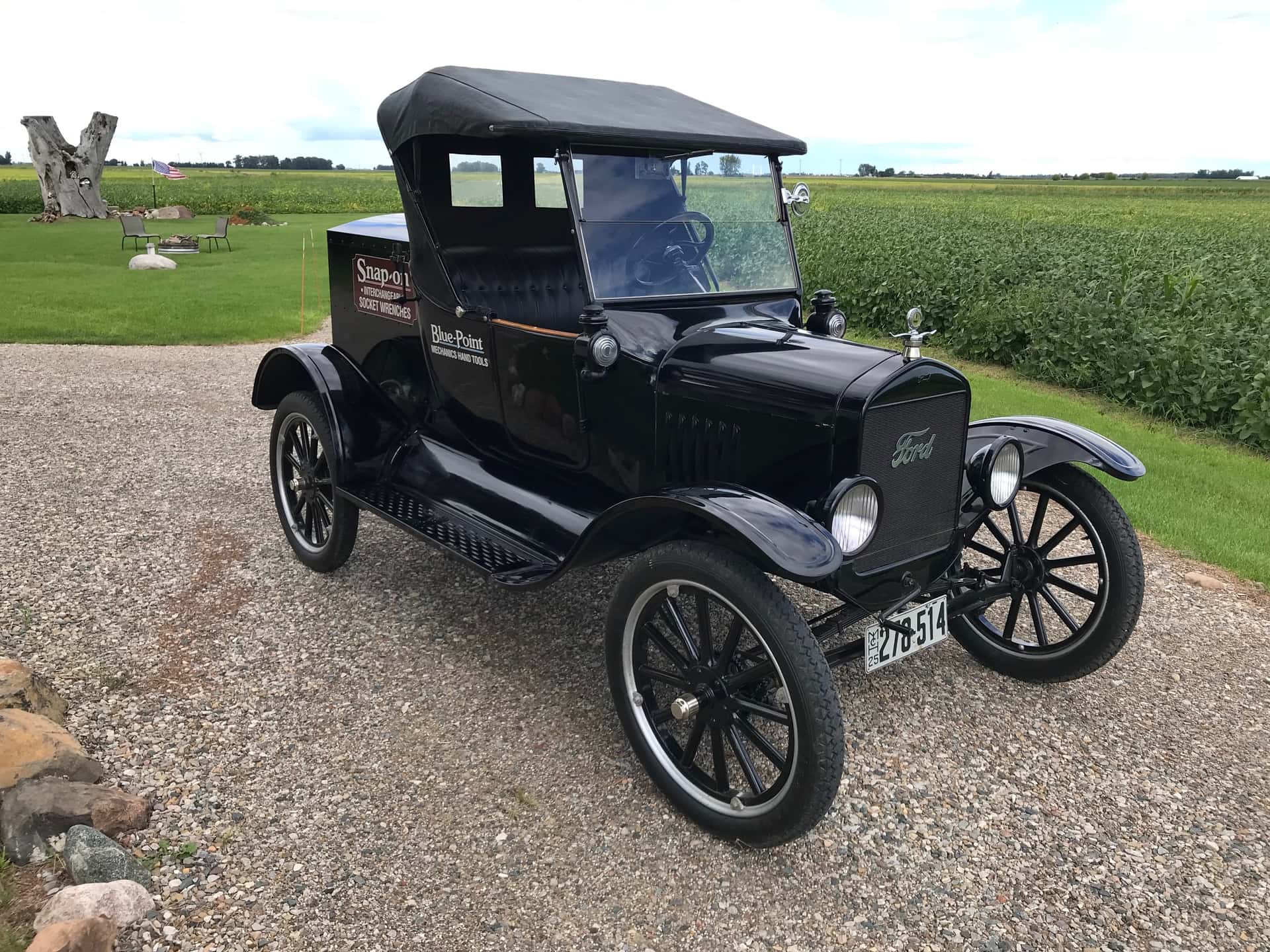 1925 Ford Model T sold for $13,500