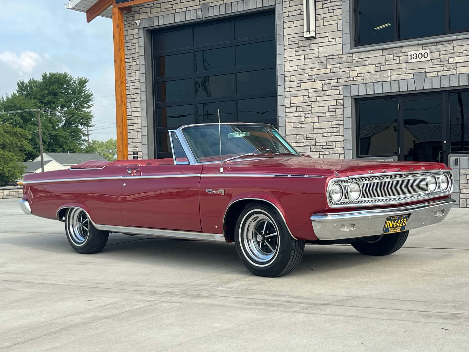 1965 Dodge Coronet sold for $35,000