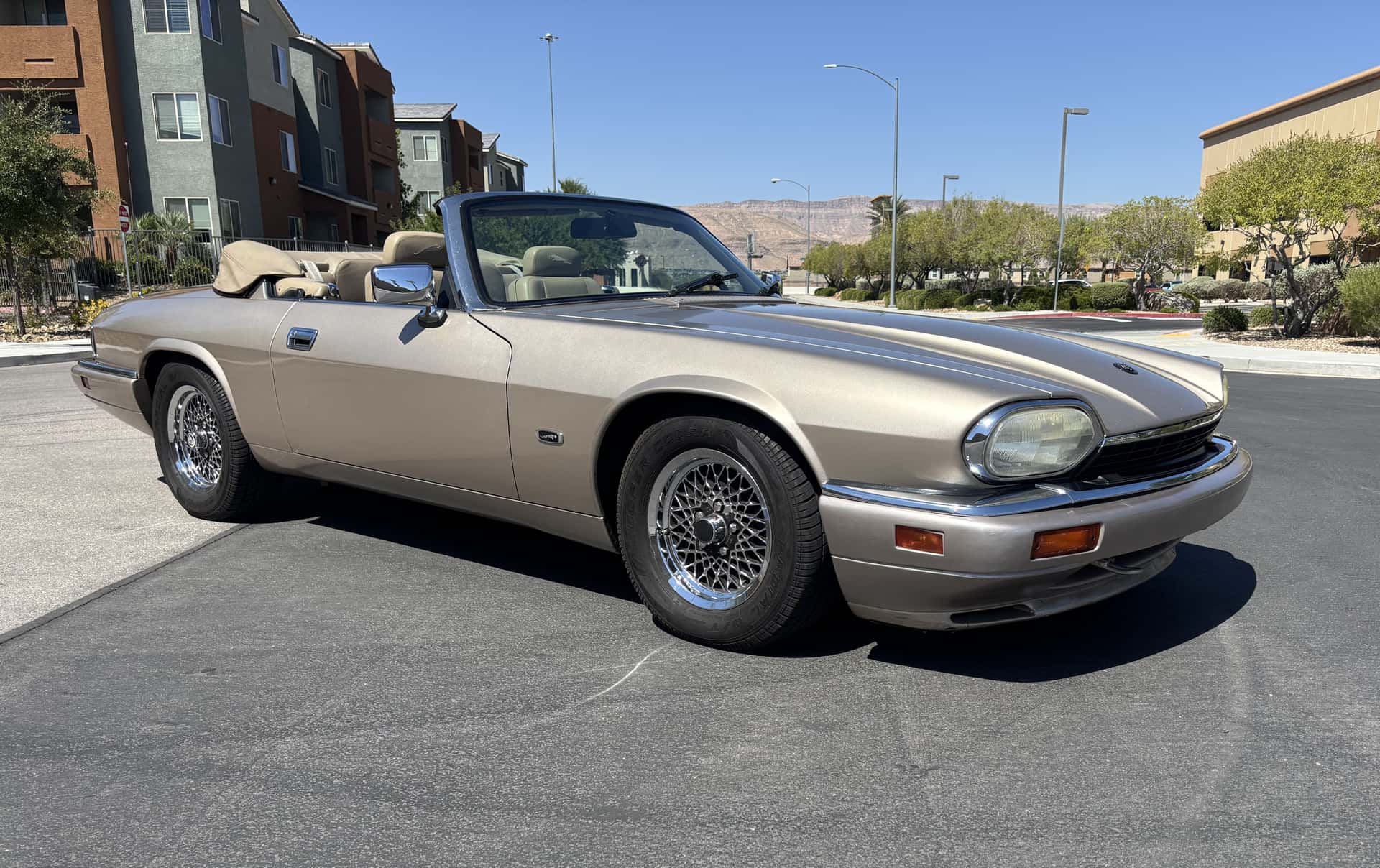 1994 Jaguar XJS sold for $5,075