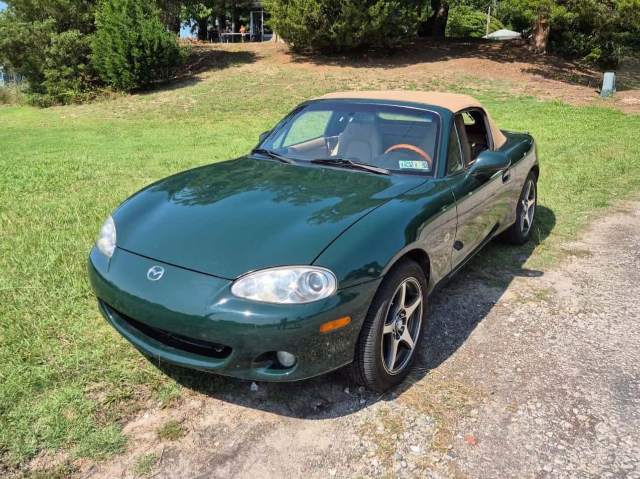 2001 Mazda MX-5 Miata sold for $8,500