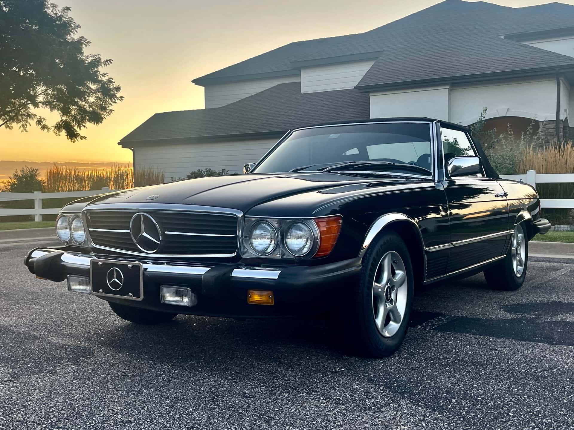 1981 Mercedes-Benz 380SL sold for $13,270