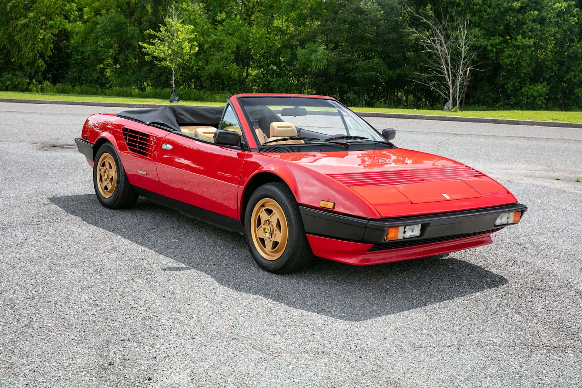 1983 Ferrari Mondial Cabriolet sold for $35,000