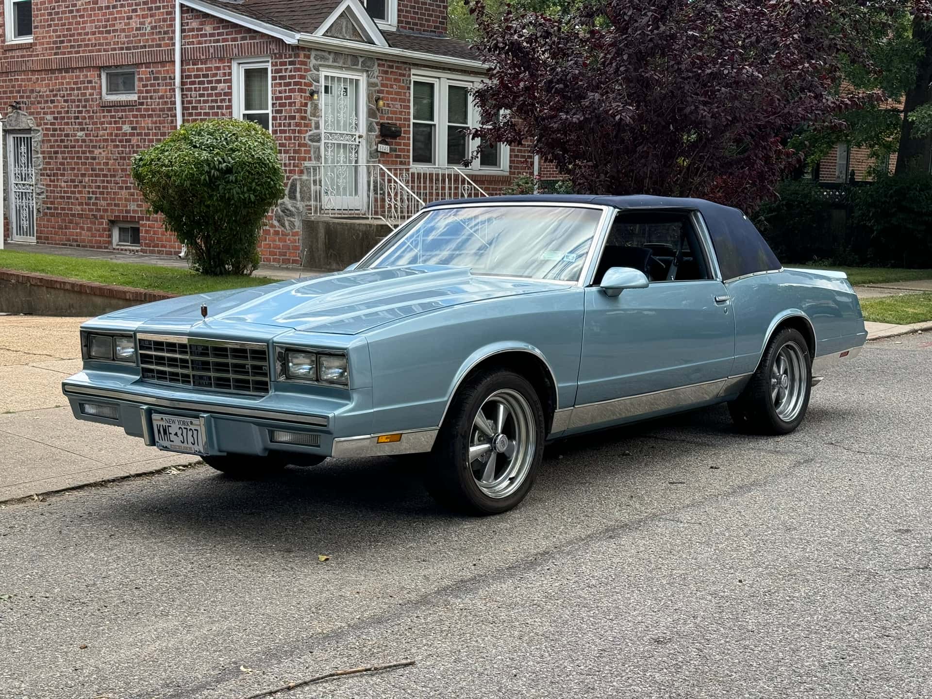 1986 Chevrolet Monte Carlo sold for $5,250