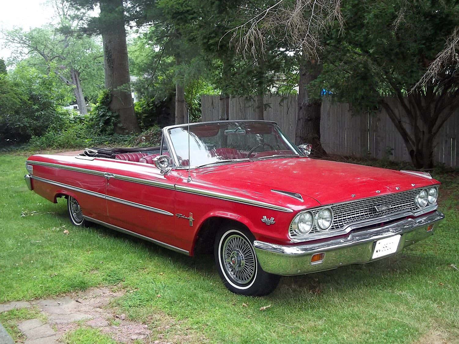 1963 Ford Galaxie sold for $17,000