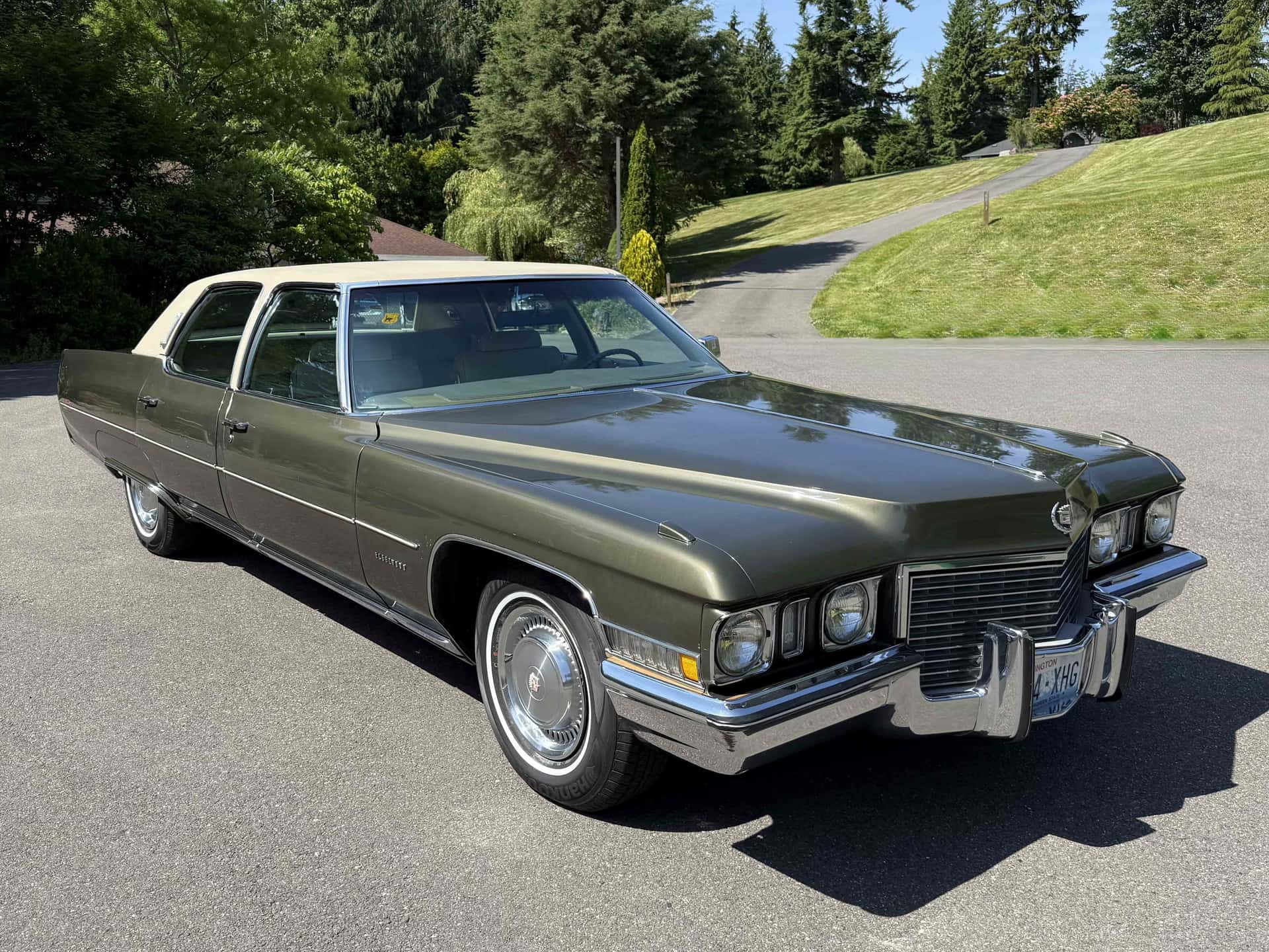 1972 Cadillac Fleetwood 60 Special sold for $4,900