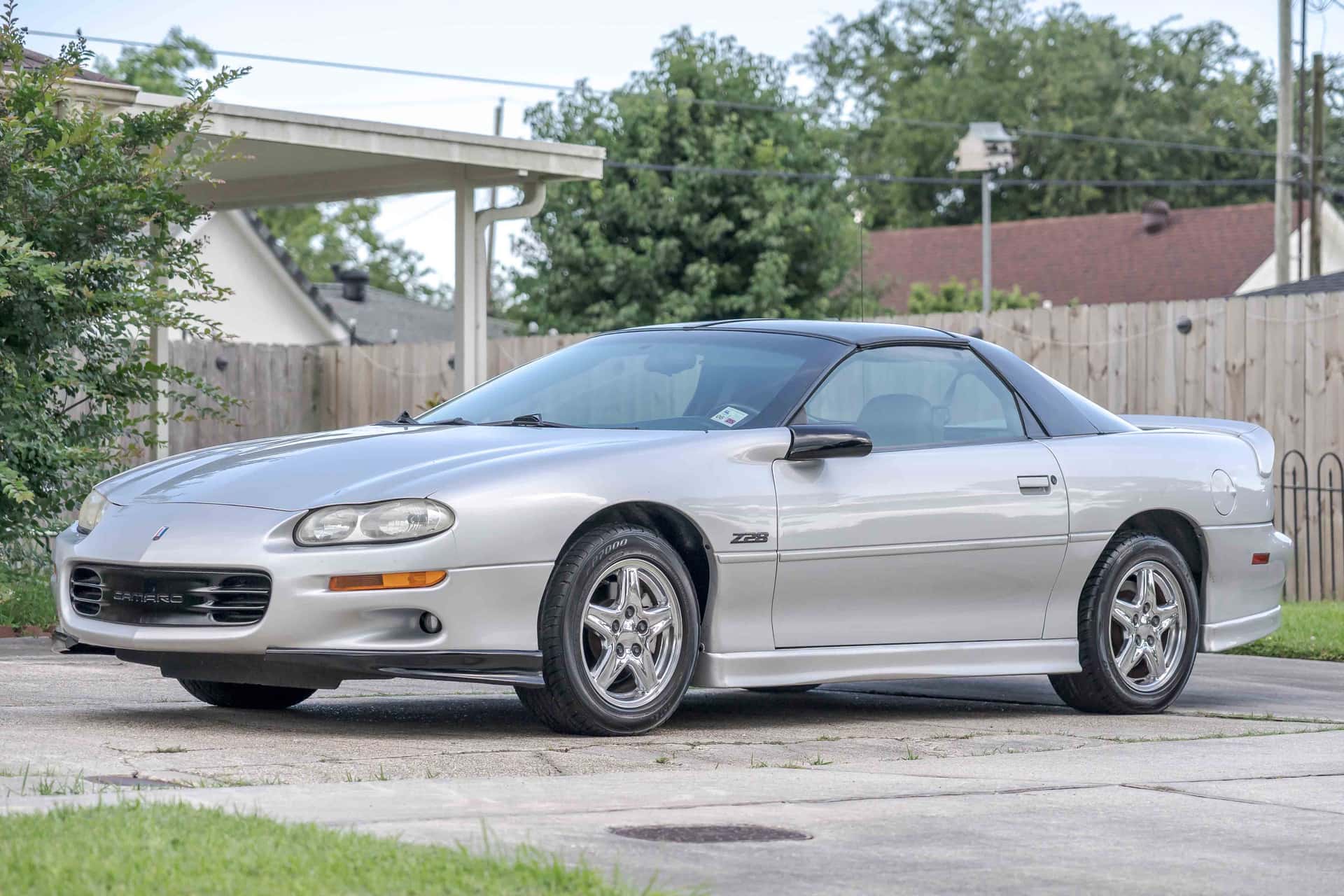 1999 Chevrolet Camaro sold for $4,300