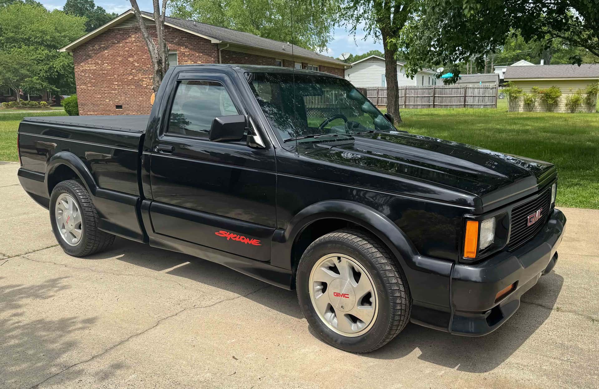 1991 GMC Syclone sold for $35,500