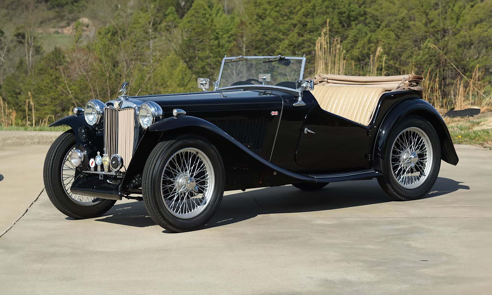 1949 MG TC sold for $15,750
