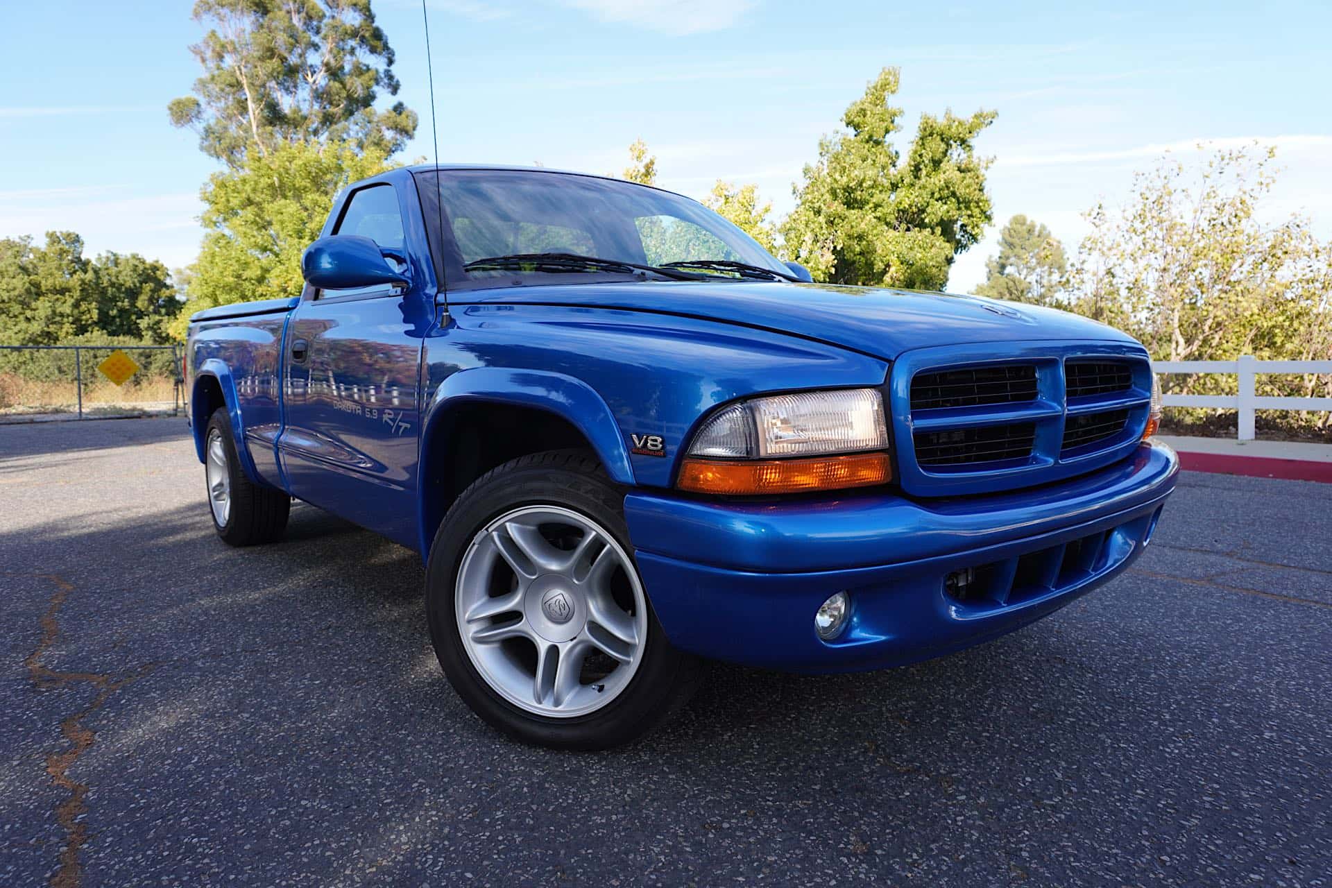 2000 Dodge Dakota sold for $15,000