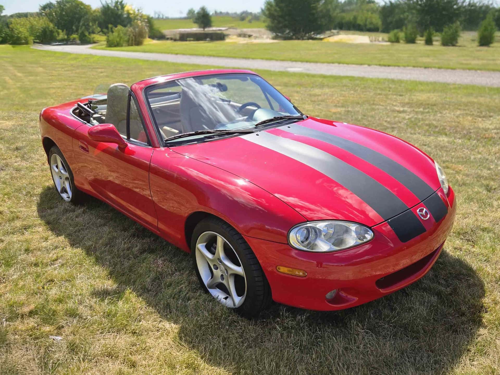 2001 Mazda MX-5 Miata sold for $6,900