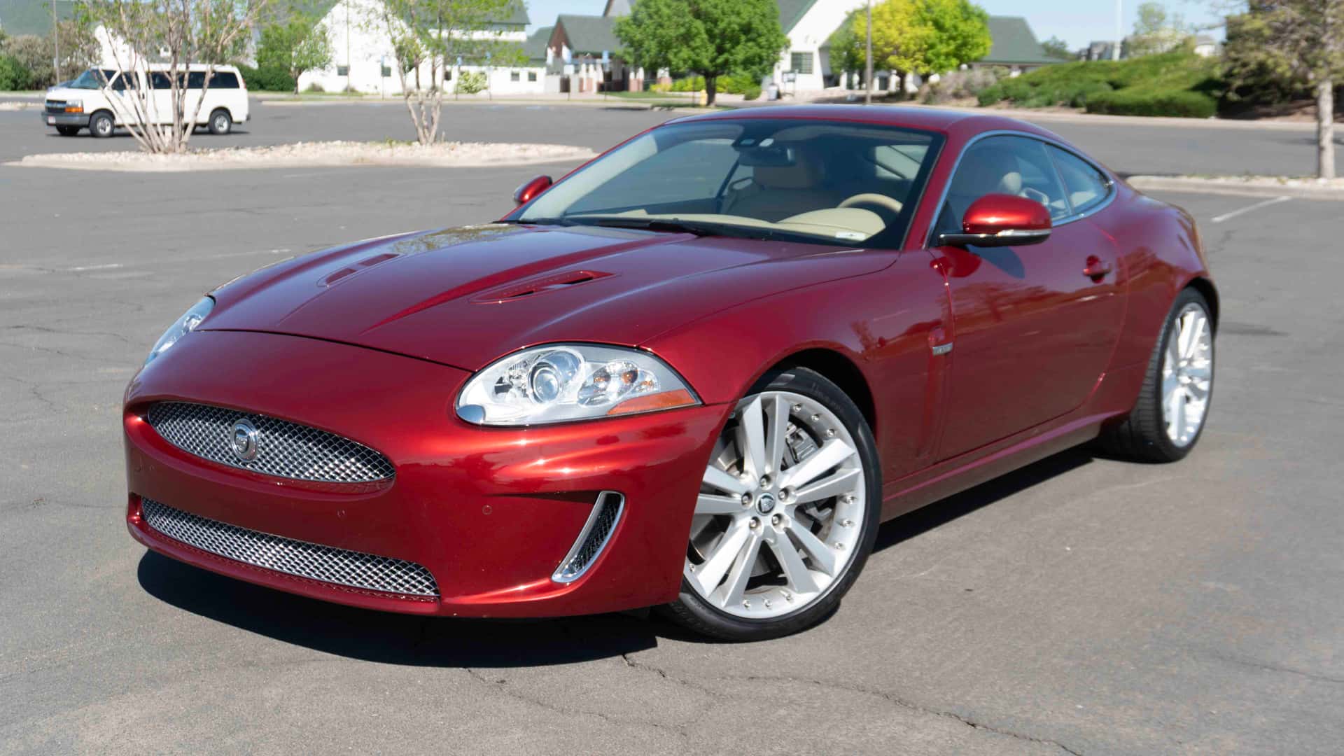 2010 Jaguar XKR sold for $21,250