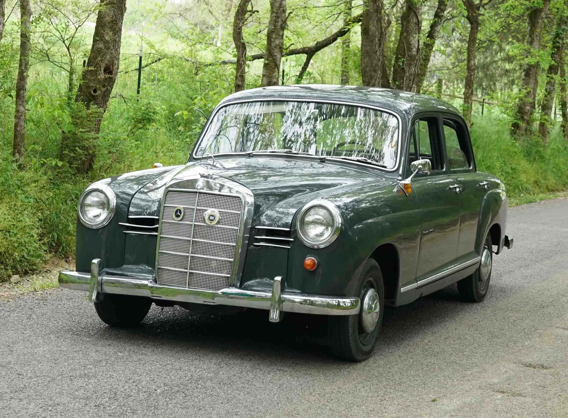 1958 Mercedes-Benz 180A sold for $7,777