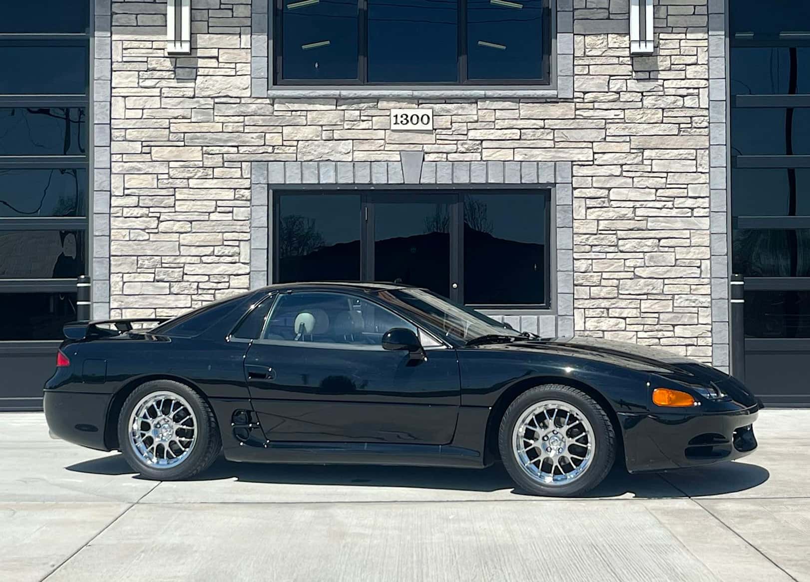 1995 Mitsubishi 3000GT sold for $7,150