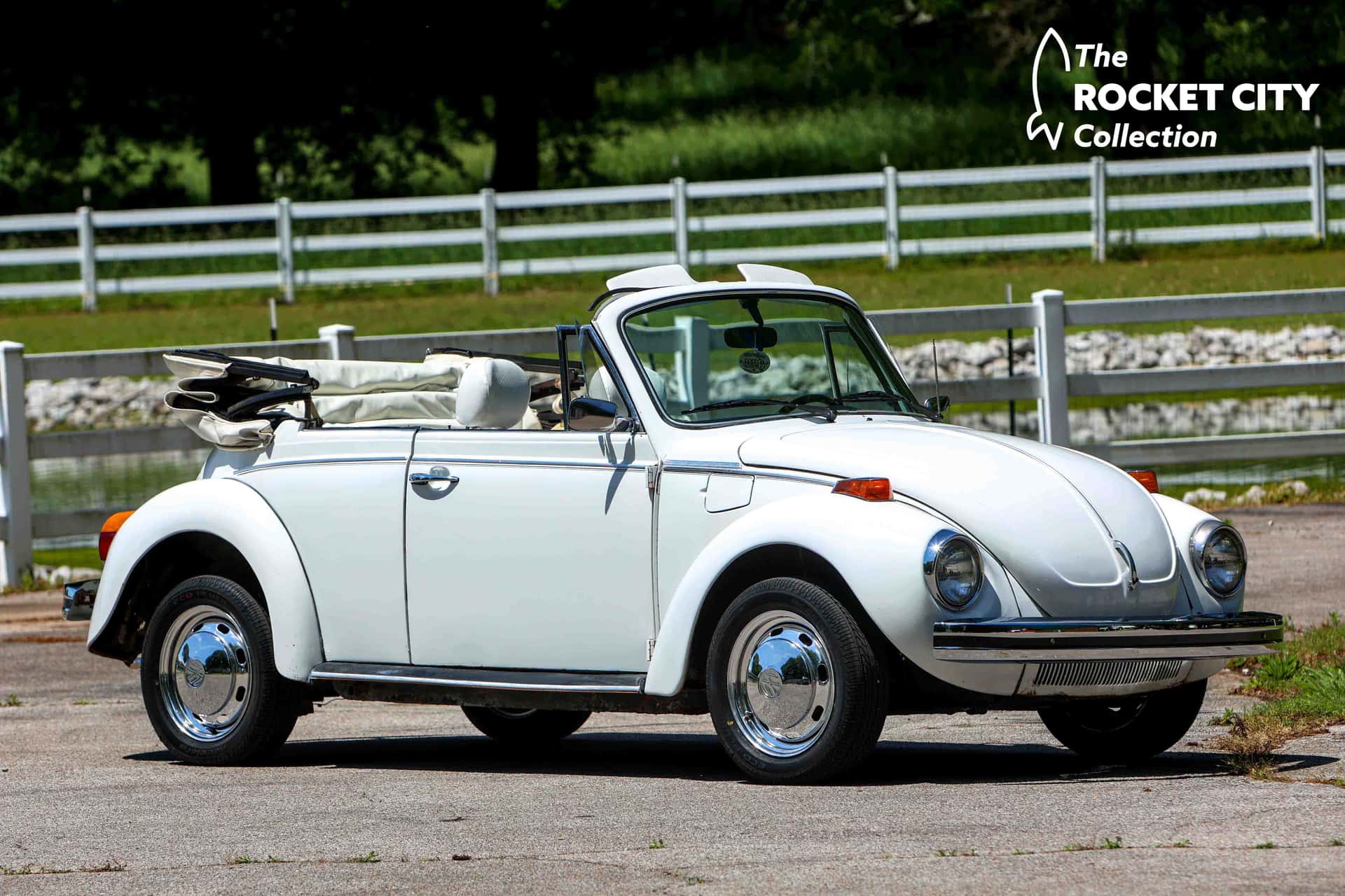 1978 Volkswagen Super Beetle Cabriolet sold for $5,800