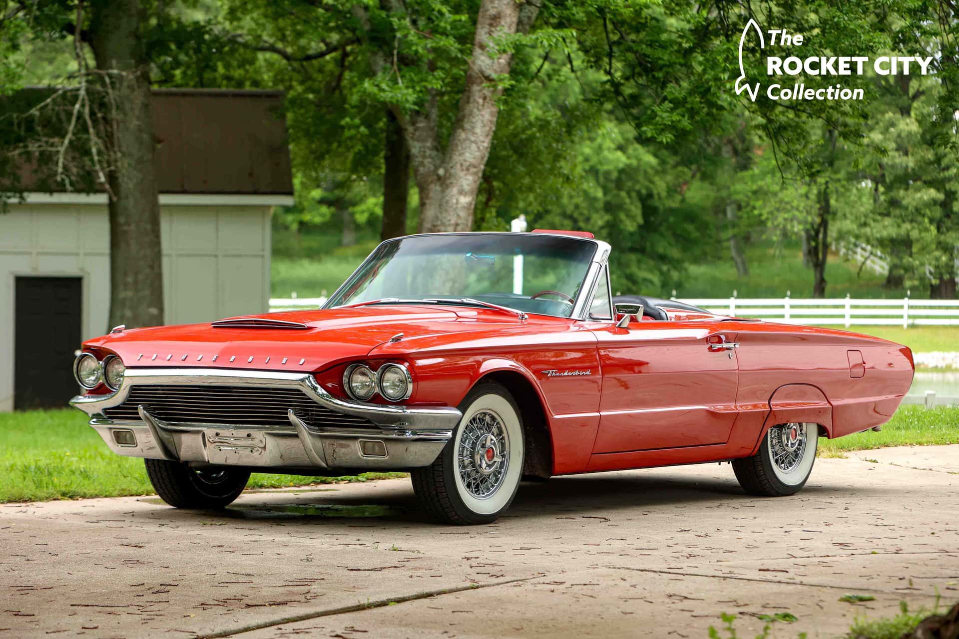 1964 Ford Thunderbird sold for $30,250