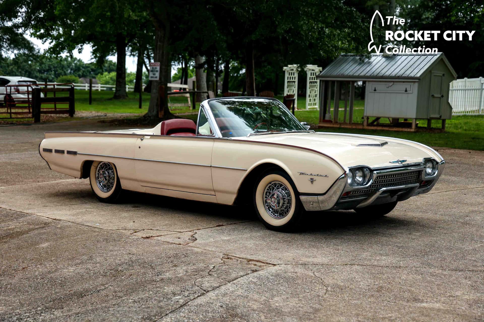 1962 Ford Thunderbird sold for $12,750