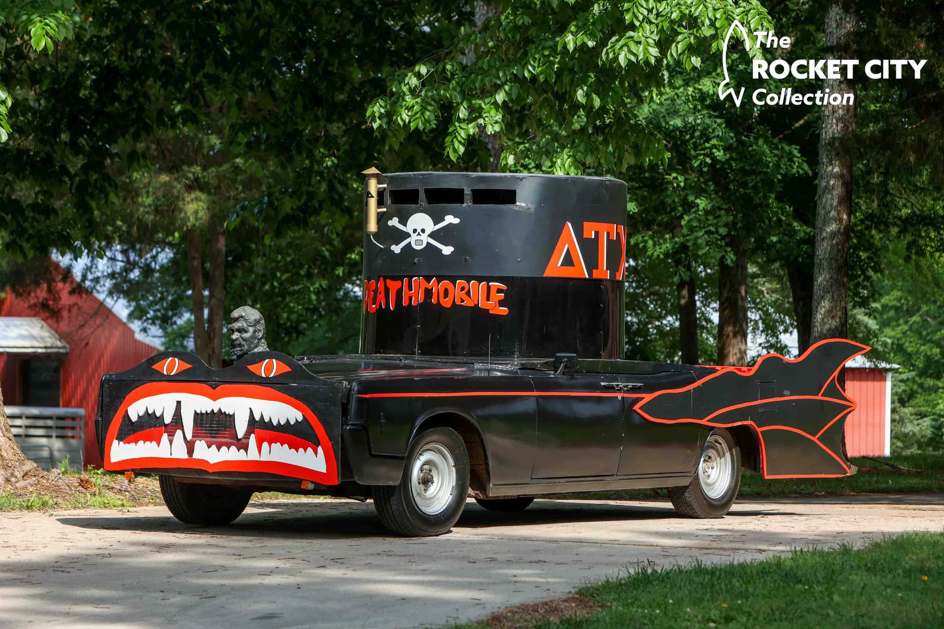 1966 Lincoln Continental sold for $26,000