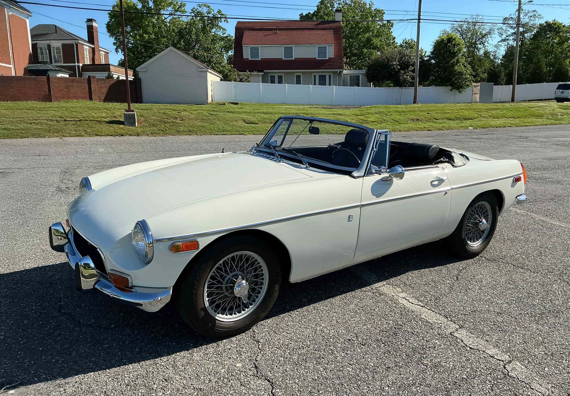 1970 MG MGB sold for $6,500
