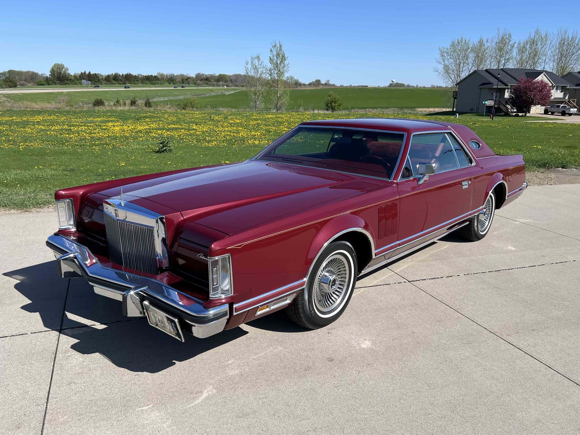 1979 Lincoln Continental Mk V sold for $16,001