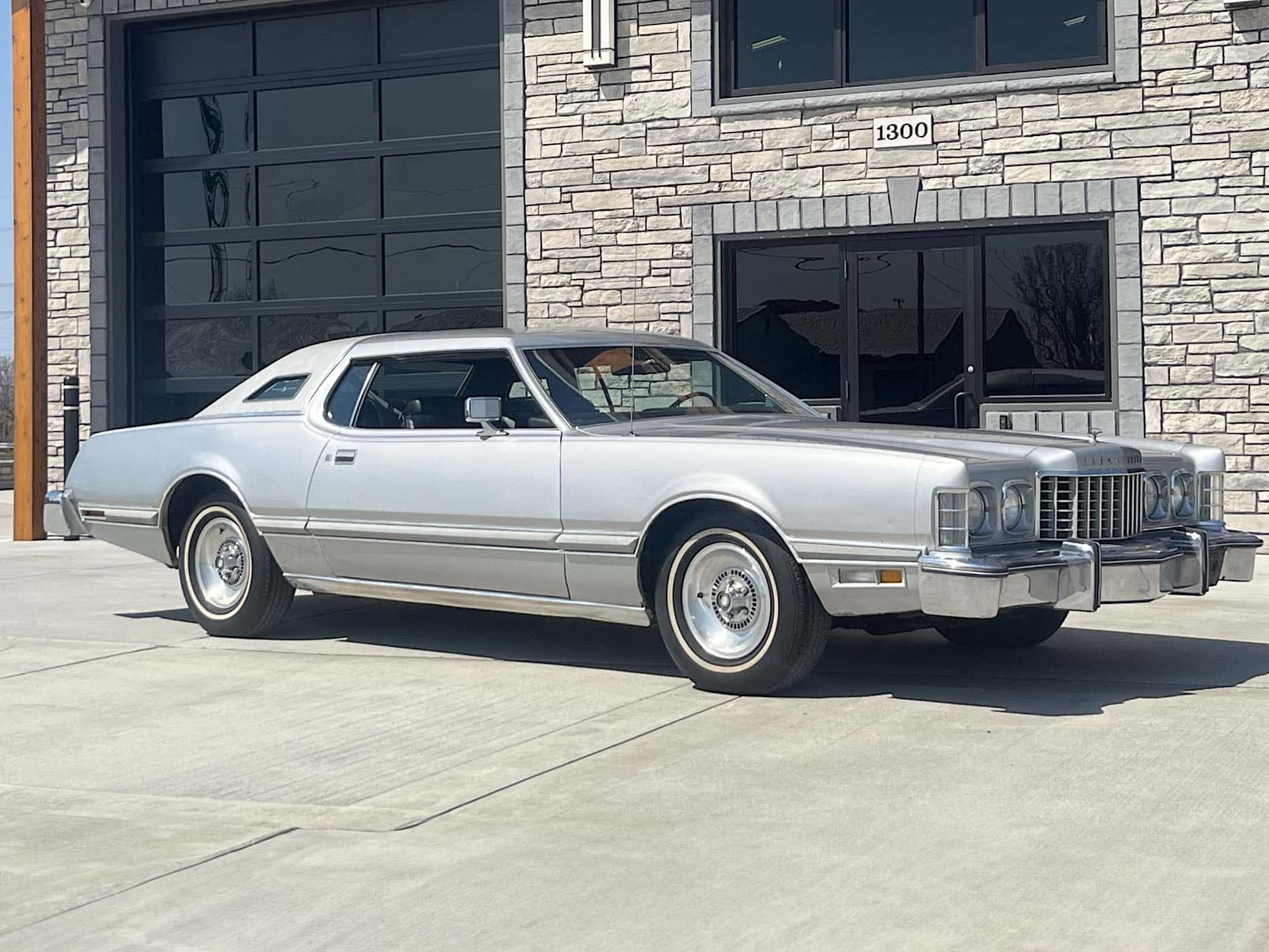 1976 Ford Thunderbird sold for $8,000