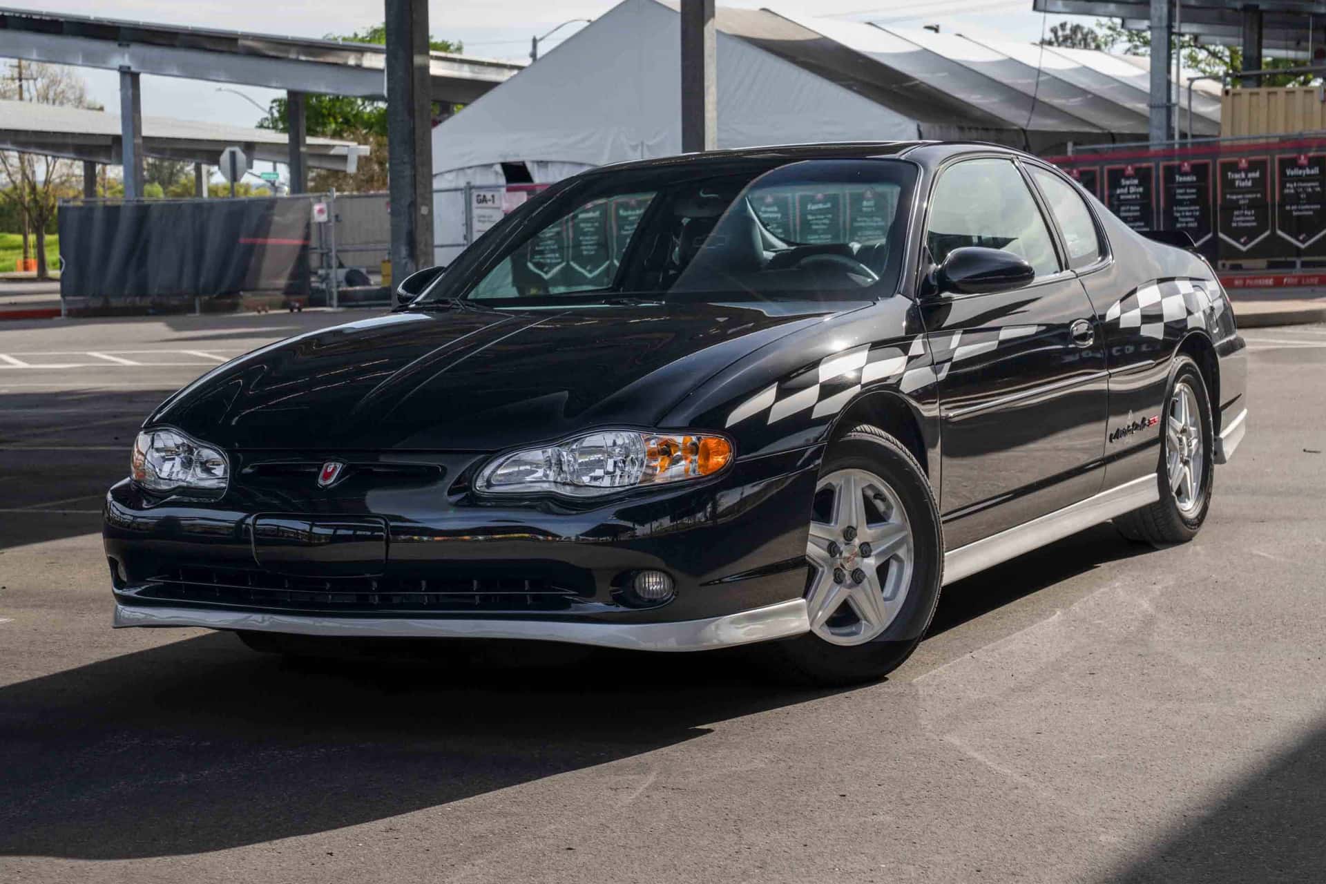 2001 Chevrolet Monte Carlo SS sold for $8,100