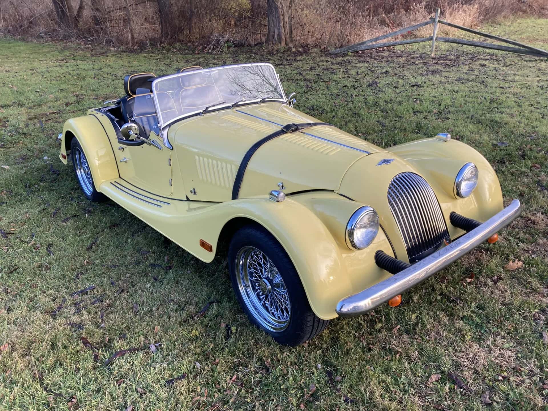 2002 Morgan Plus 8 sold for $25,000