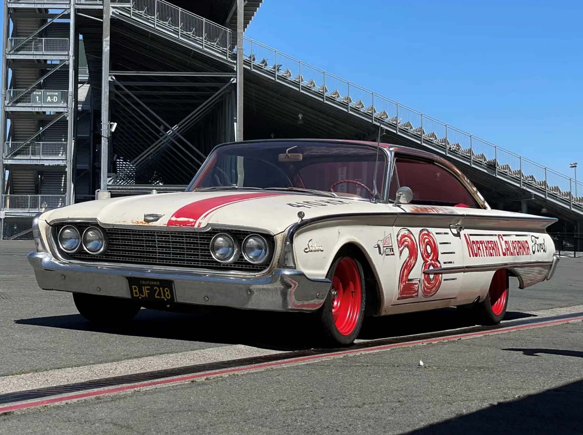 1960 Ford Galaxie sold for $25,000