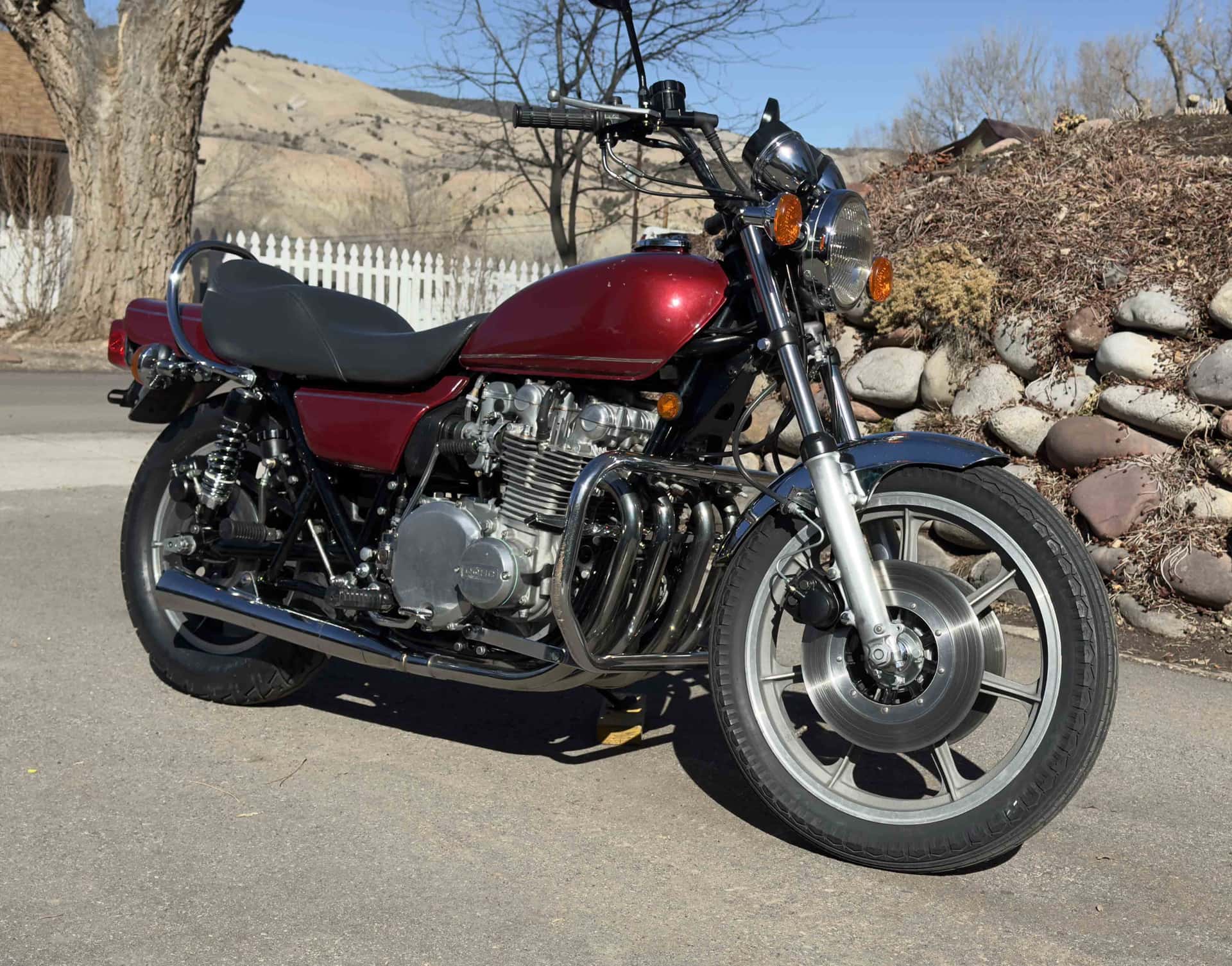 1976 Kawasaki KZ900 sold for $1,300