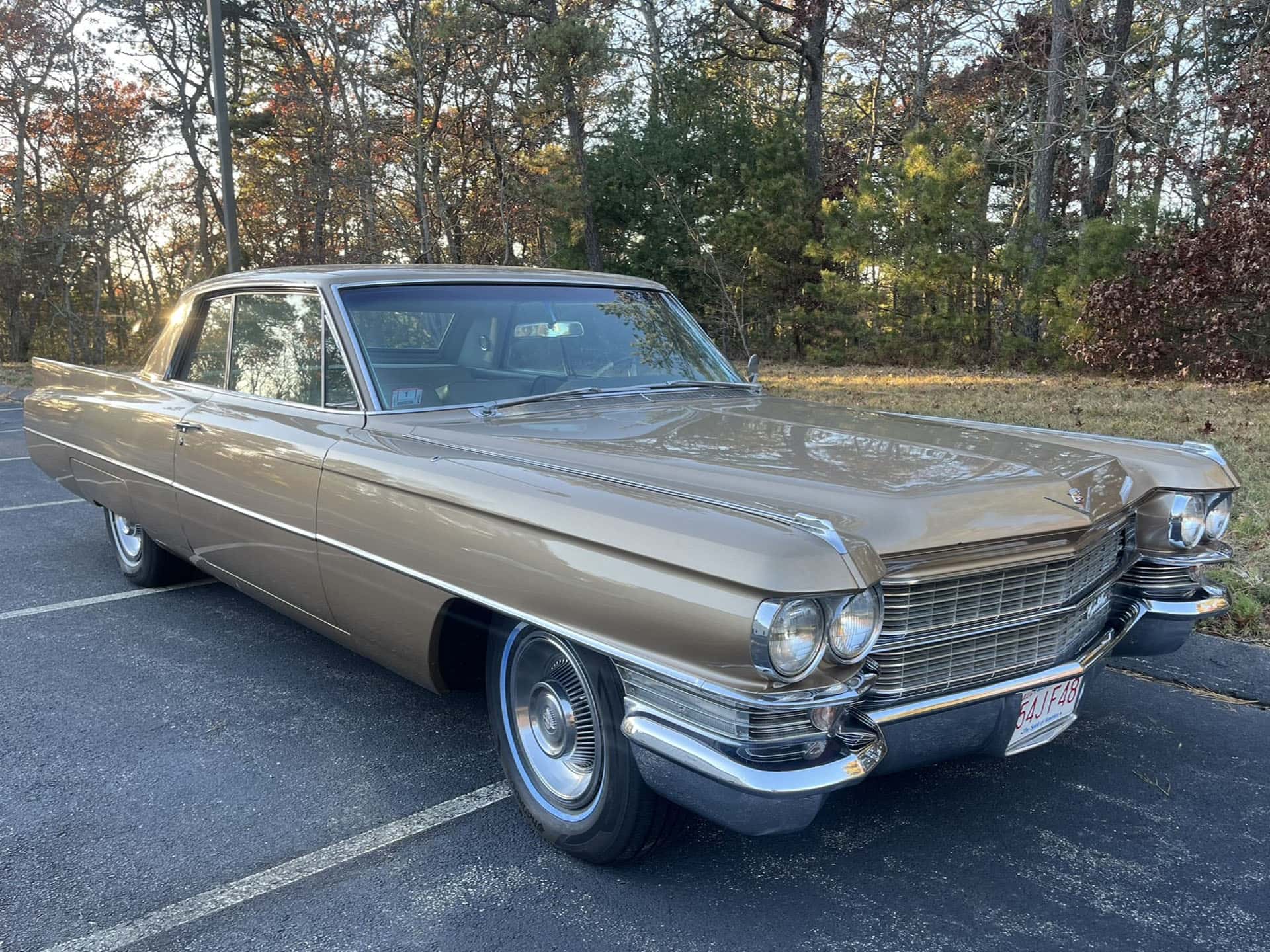 1963 Cadillac Series 62 sold for $13,500