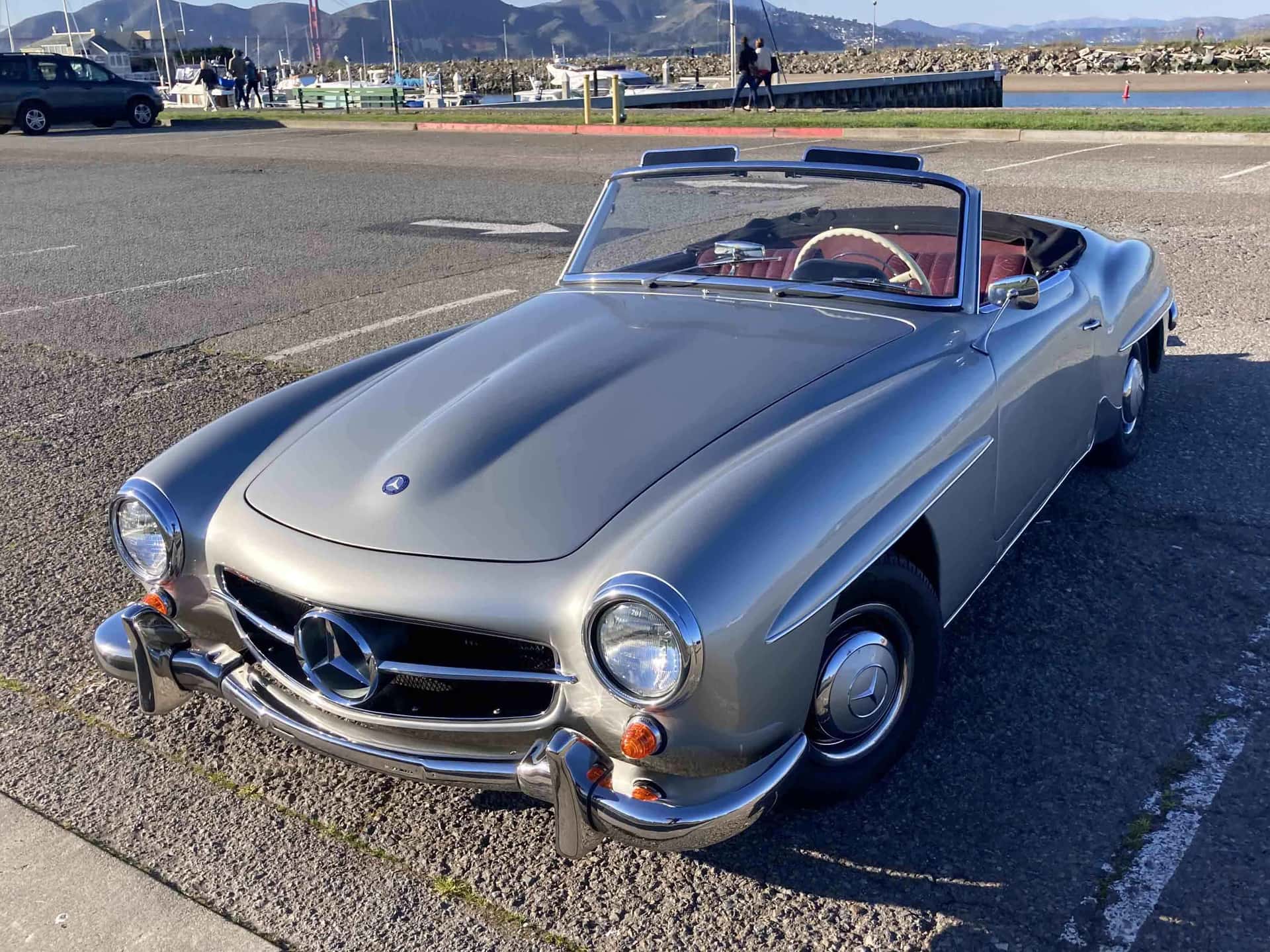 1956 Mercedes-Benz 190SL sold for $53,000
