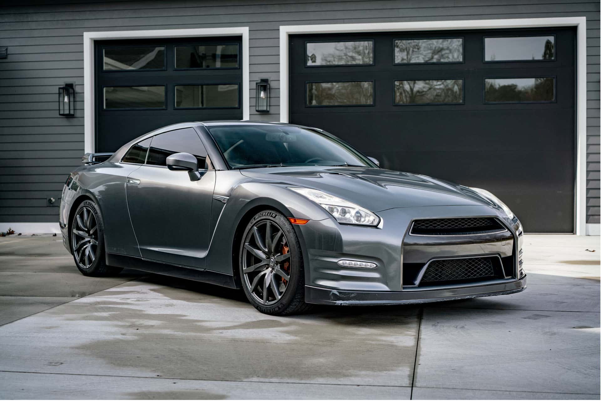 2015 Nissan GT-R sold for $71,000