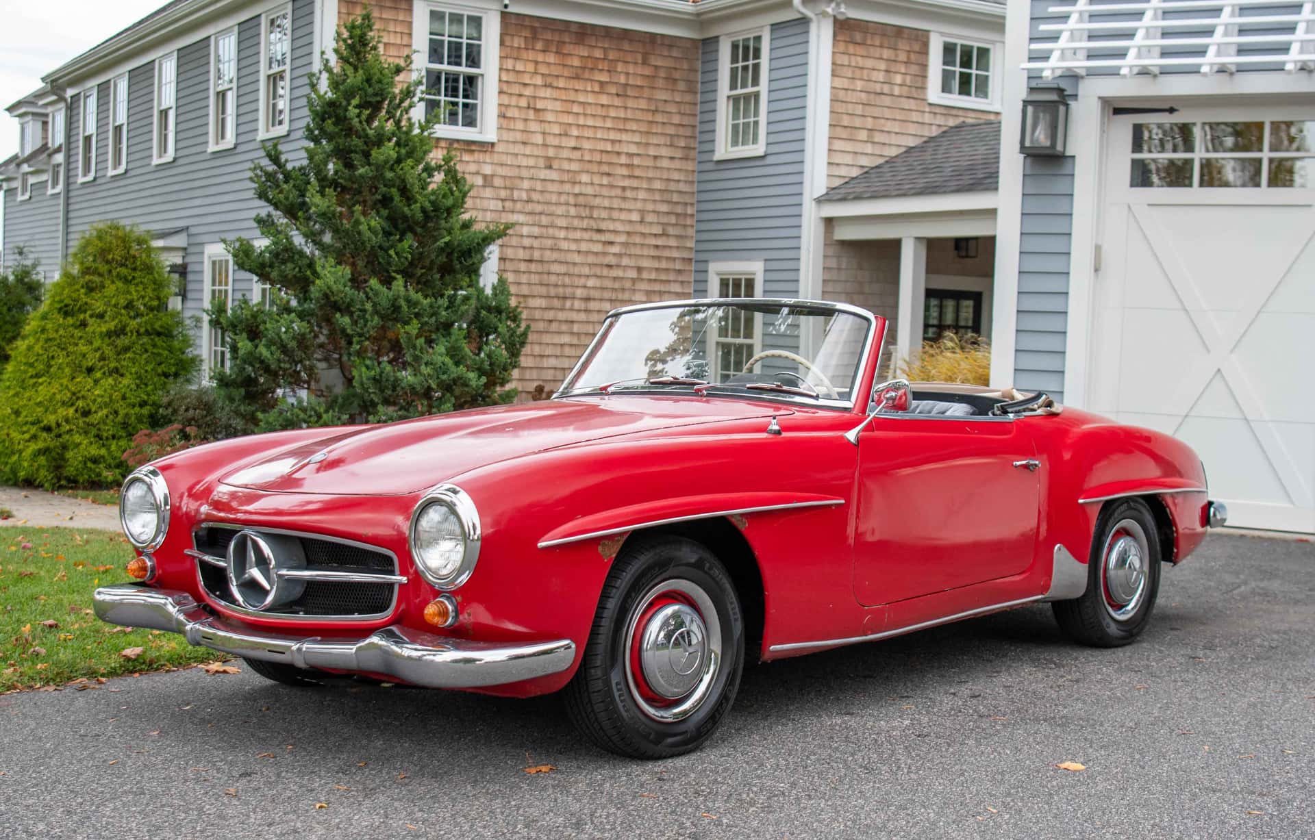 1960 Mercedes-Benz 190SL sold for $57,500