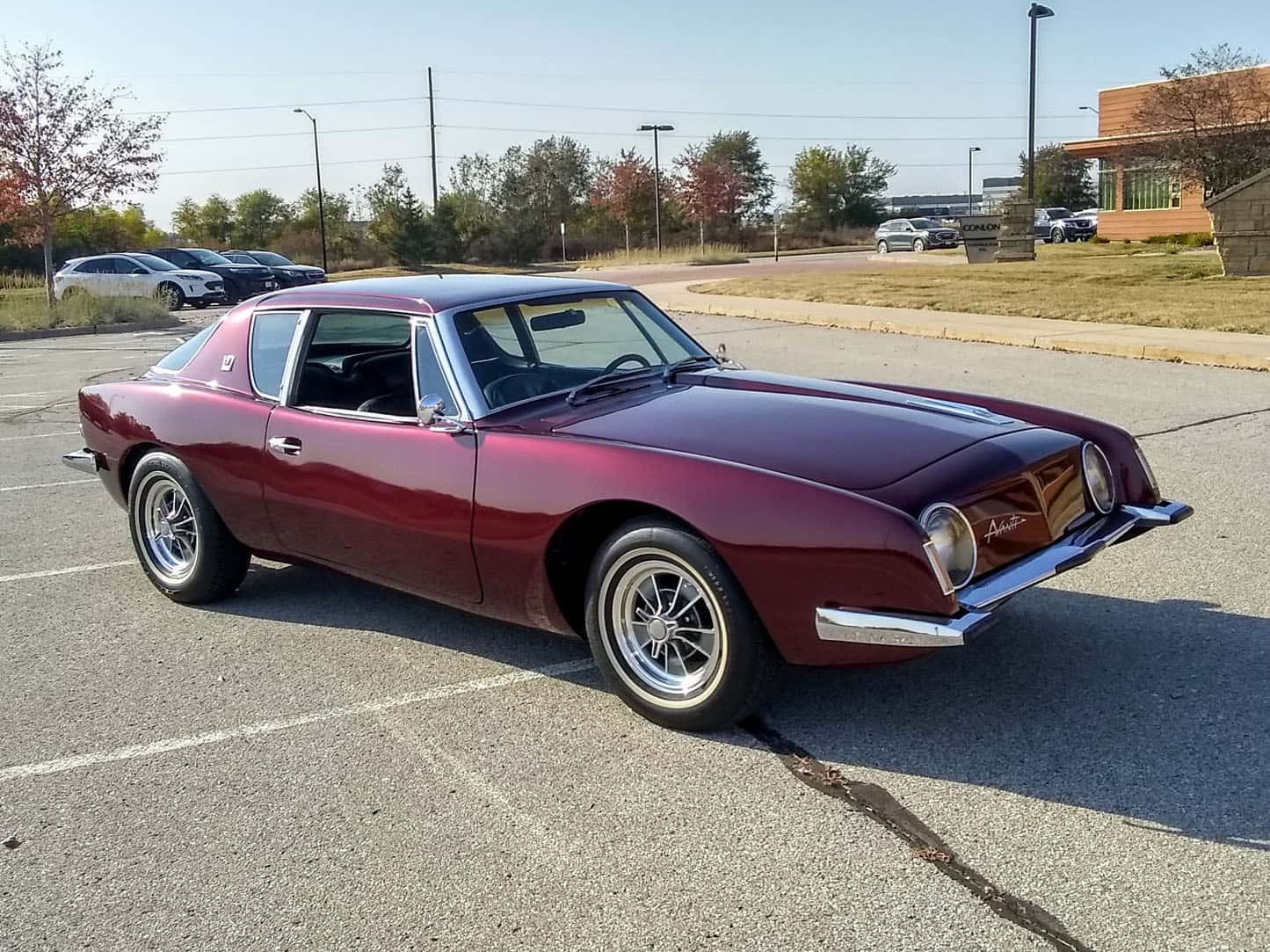 1964 Studebaker Avanti sold for $28,000