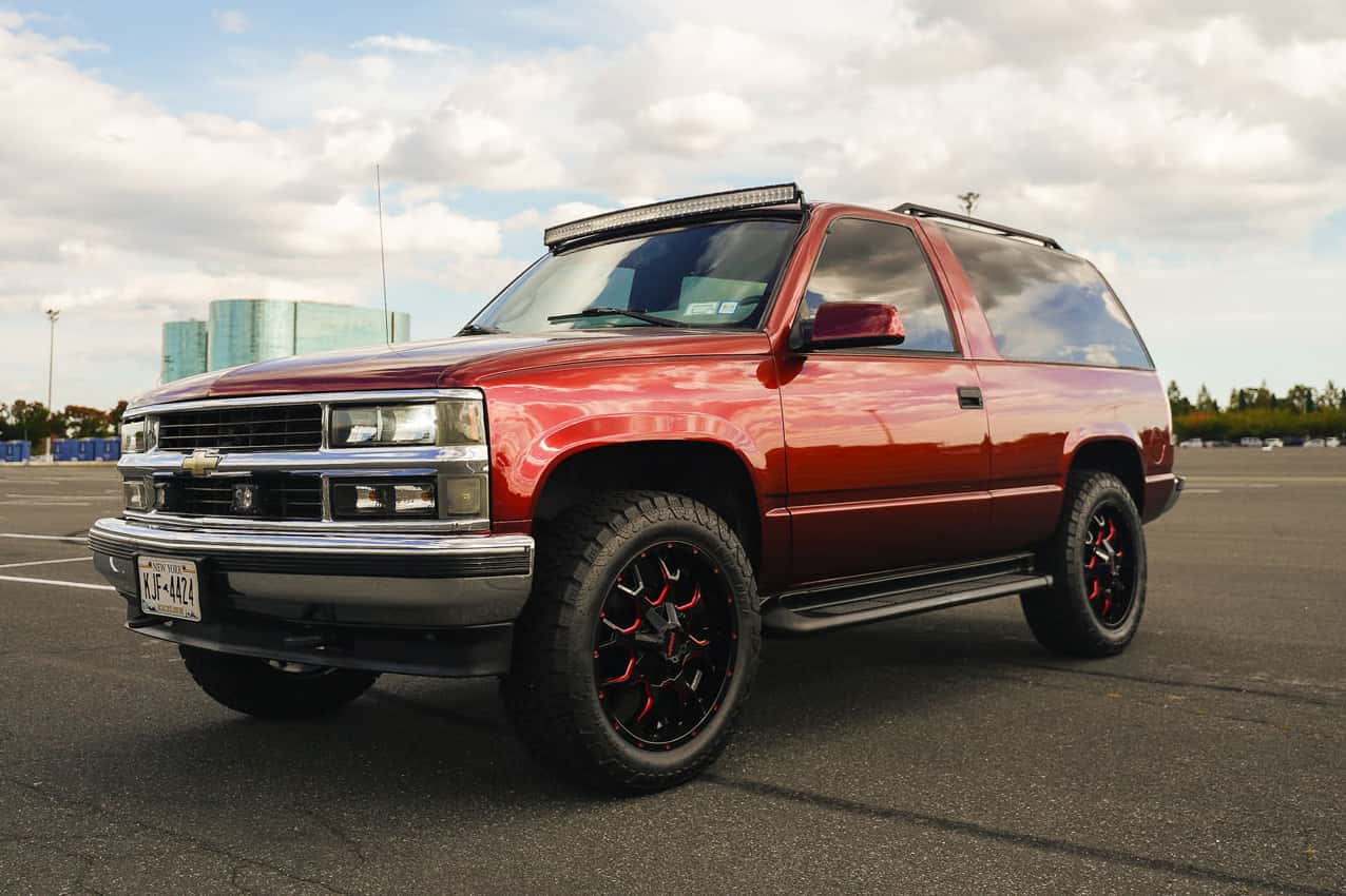 1996 Chevrolet K1500 Tahoe sold for $7,500