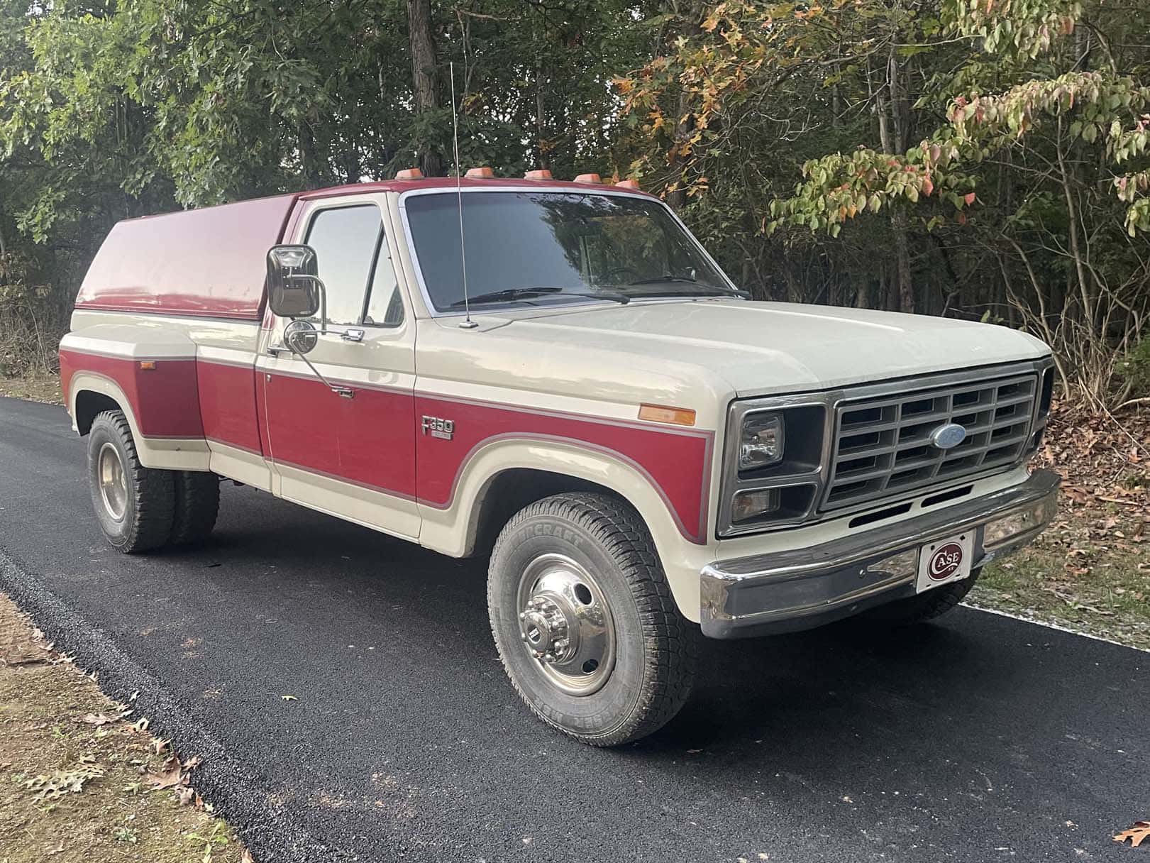 1983 Ford F-350 sold for $3,750