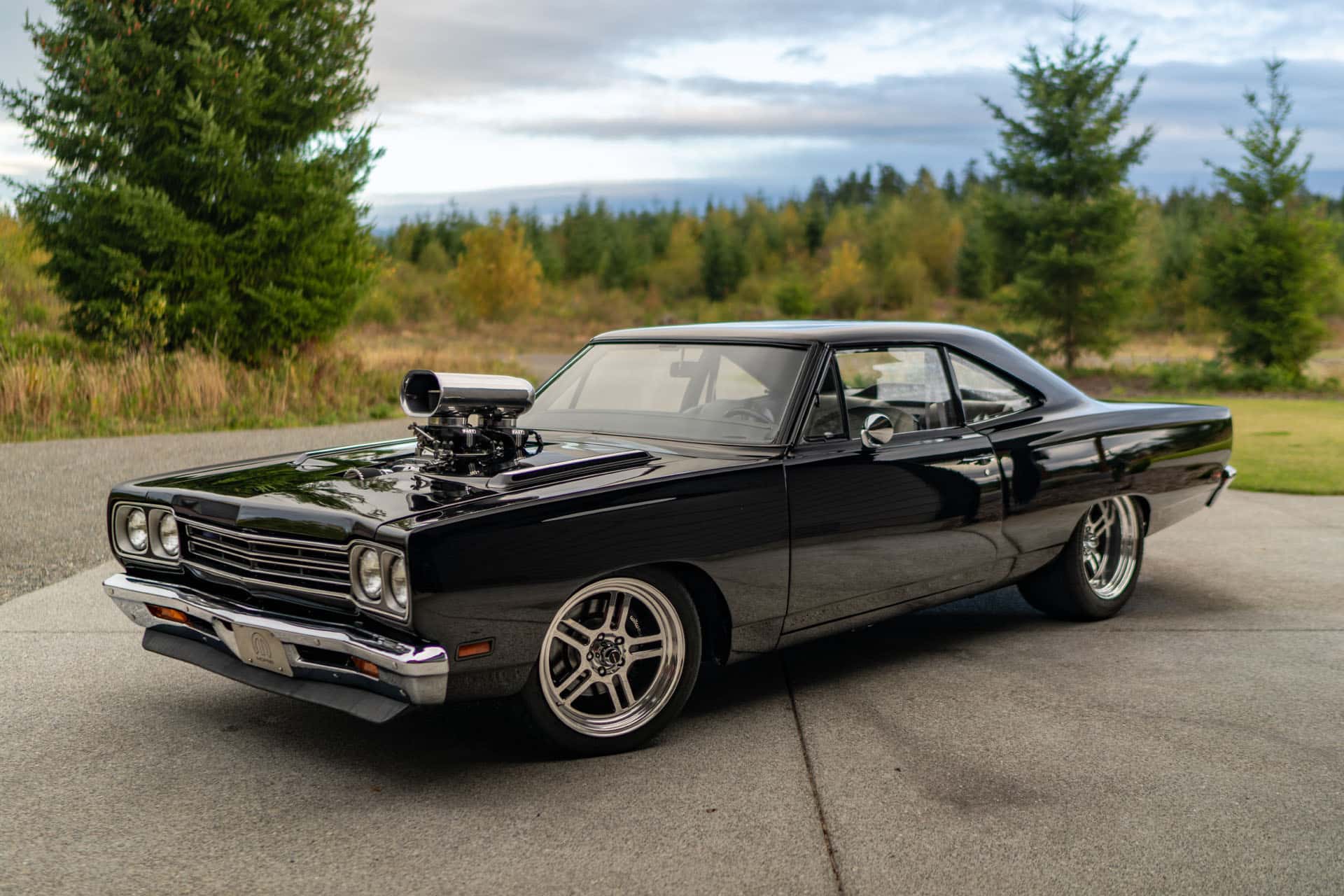1969 Plymouth Road Runner sold for $44,000