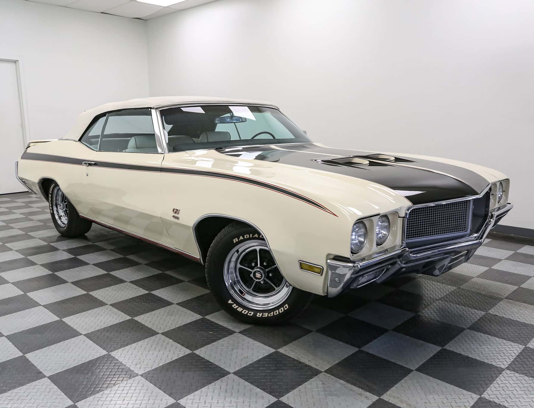 1970 Buick GS sold for $31,963