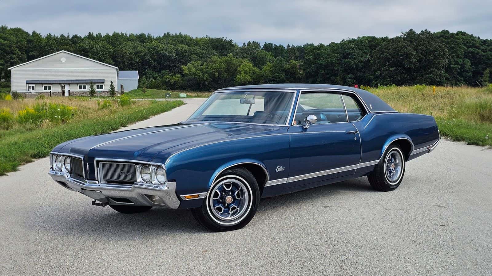 1970 Oldsmobile Cutlass sold for $13,500