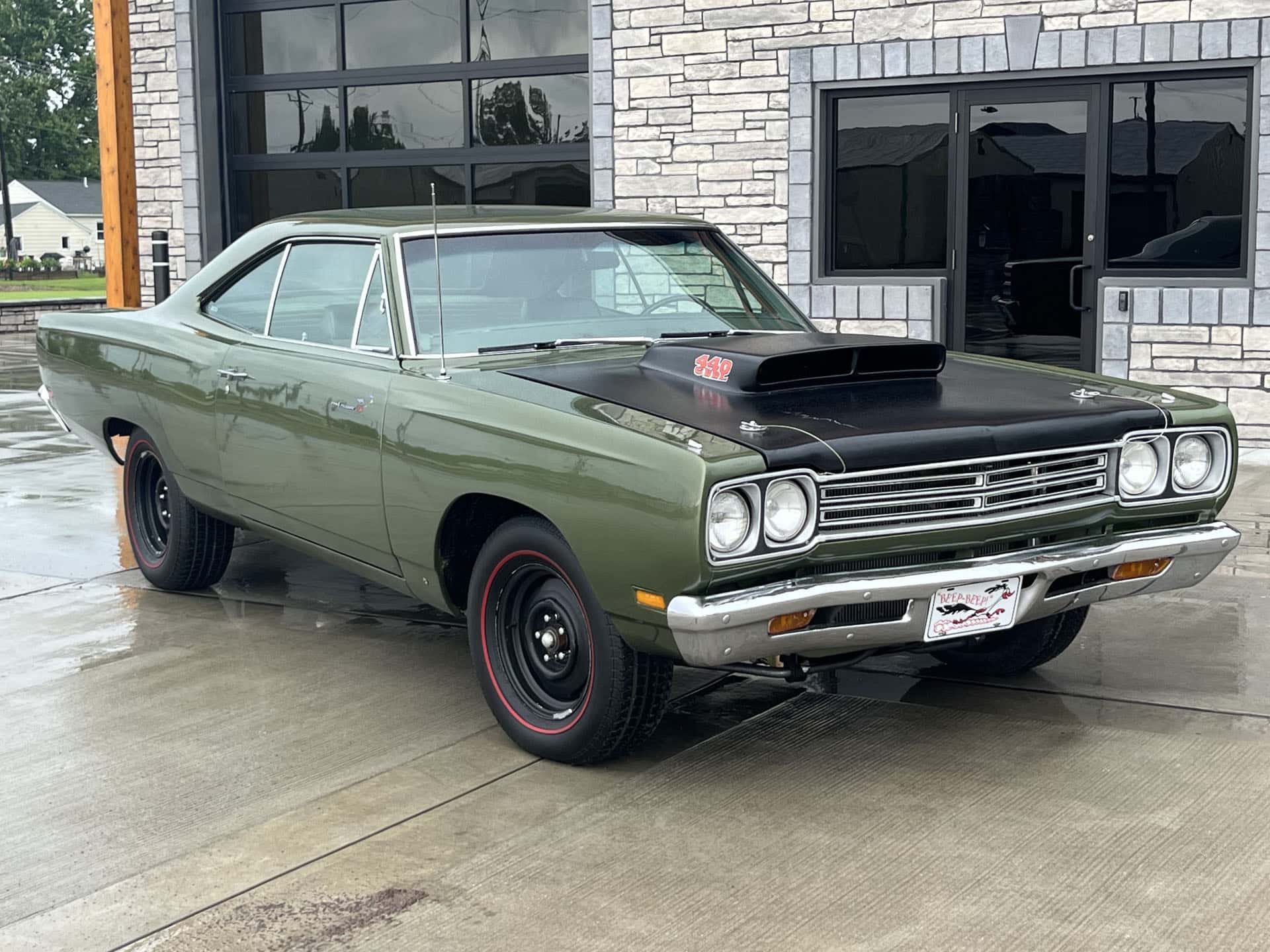 1969 Plymouth Road Runner sold for $35,000