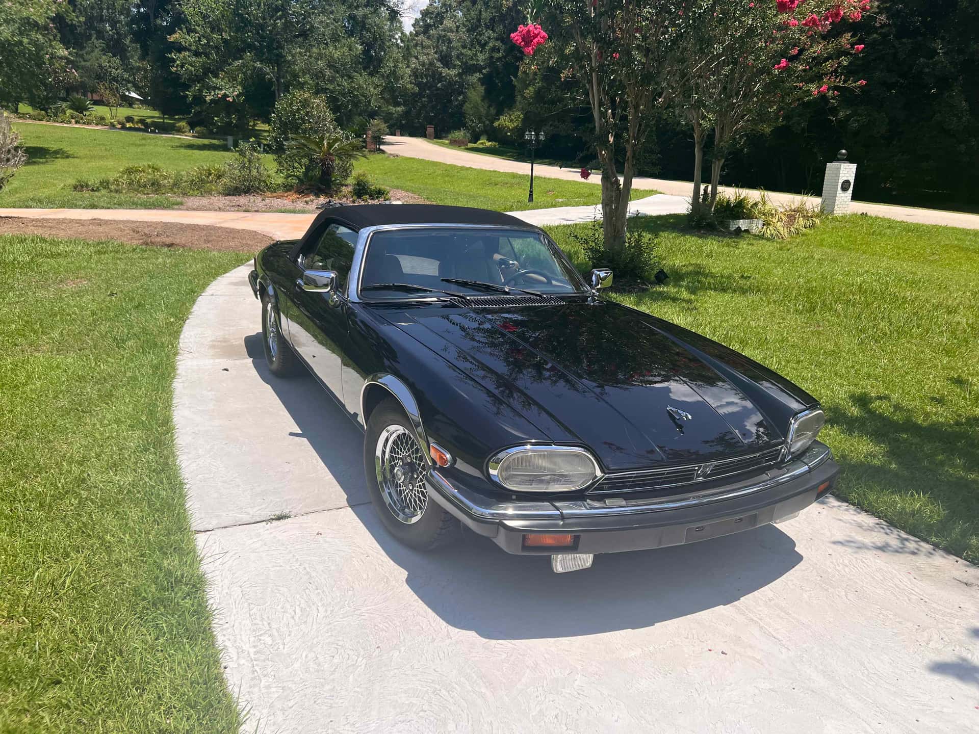1990 Jaguar XJ-S sold for $10,500