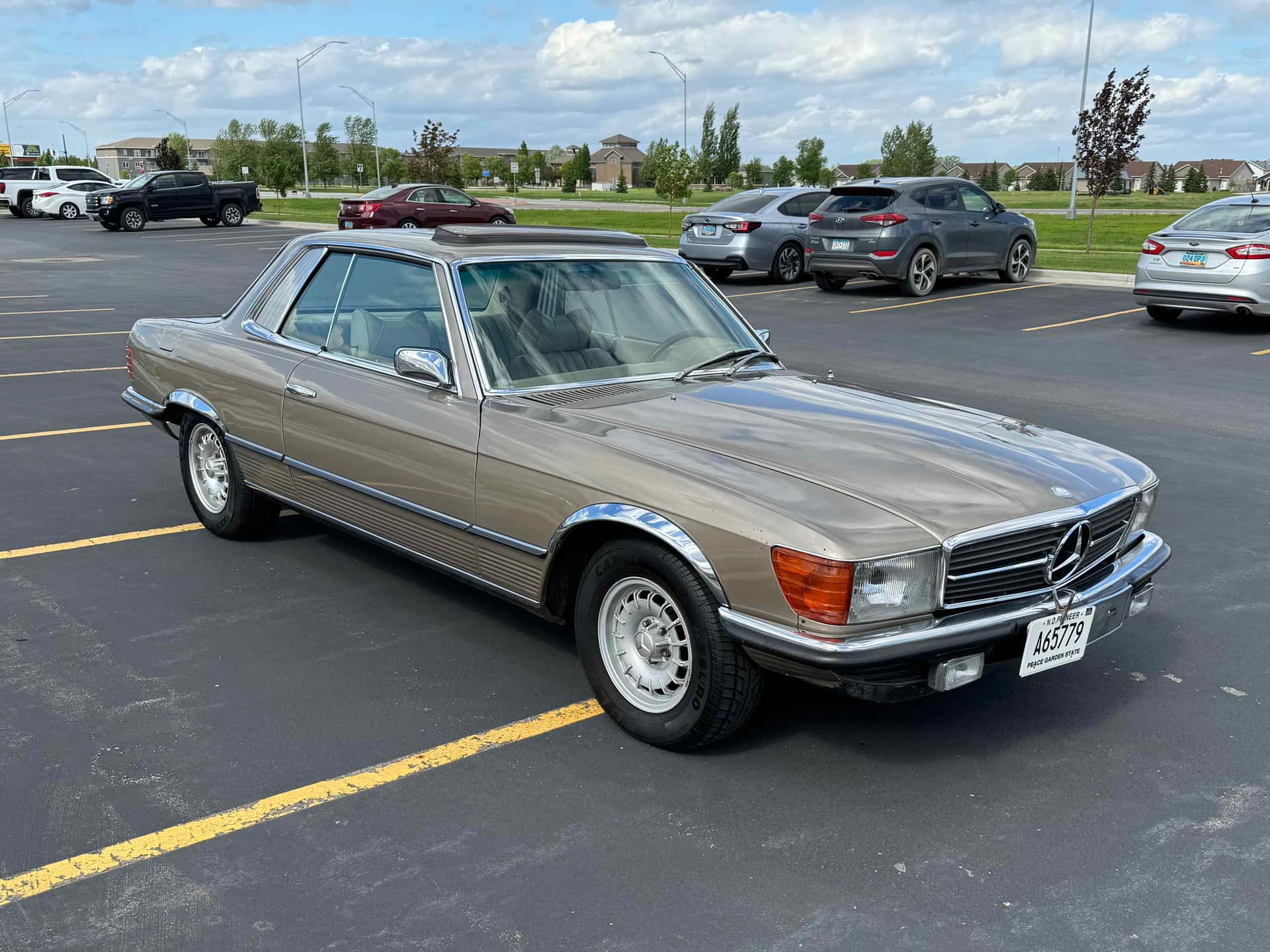 1974 Mercedes-Benz 450SLC sold for $7,125