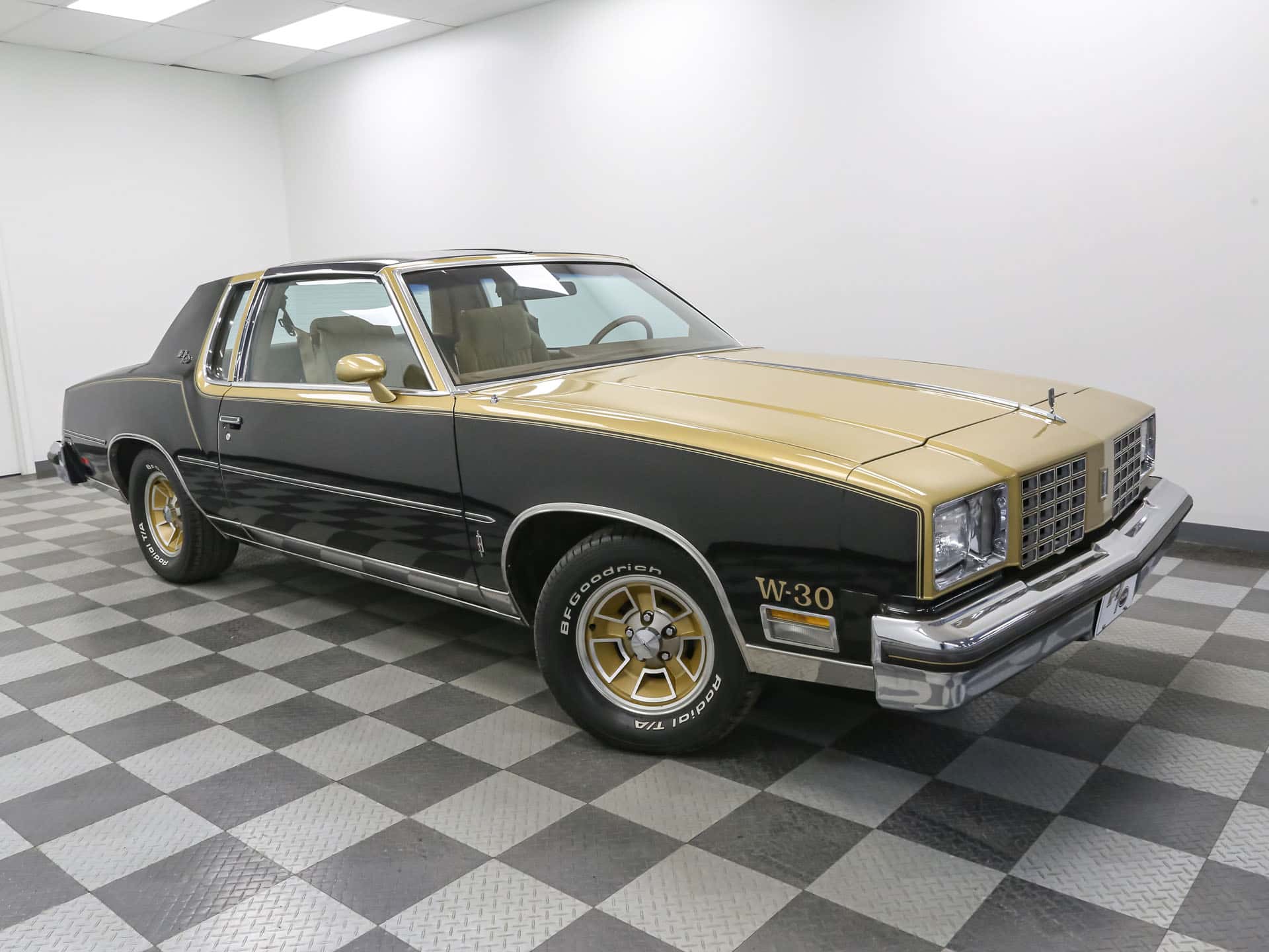 1979 Oldsmobile Cutlass sold for $18,950