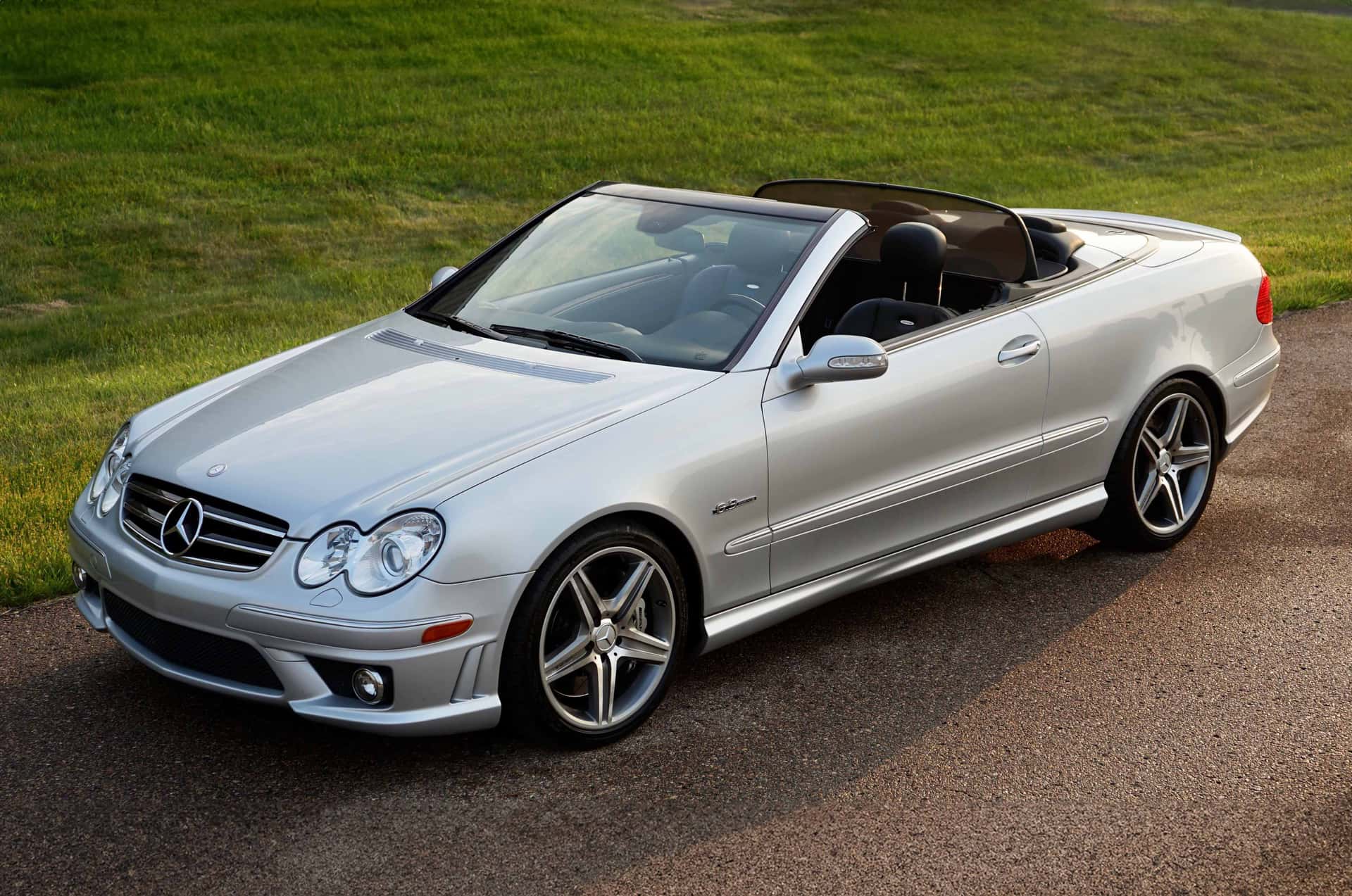 2008 Mercedes-Benz CLK63 sold for $23,566