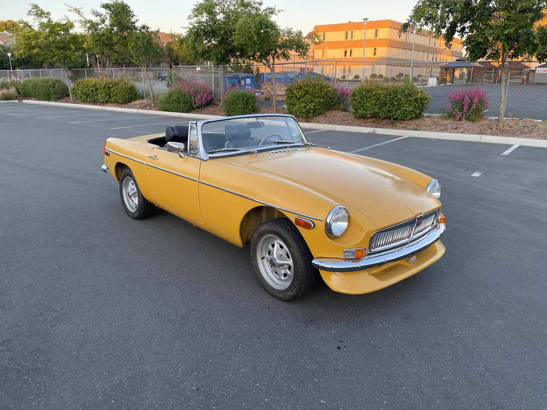 1978 MG MGB sold for $6,000