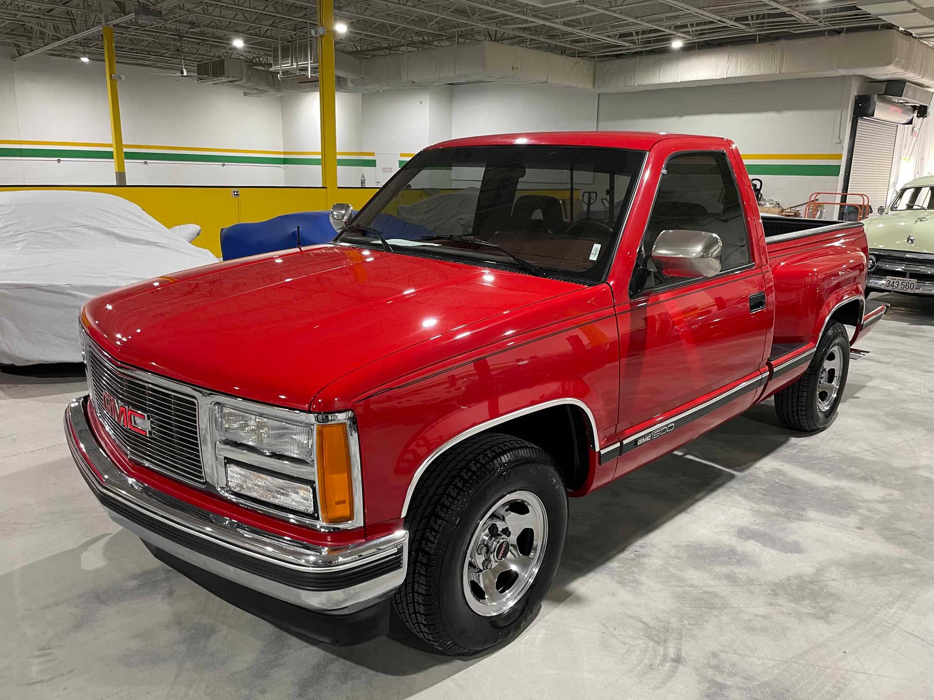 1992 GMC 1500 sold for $18,500